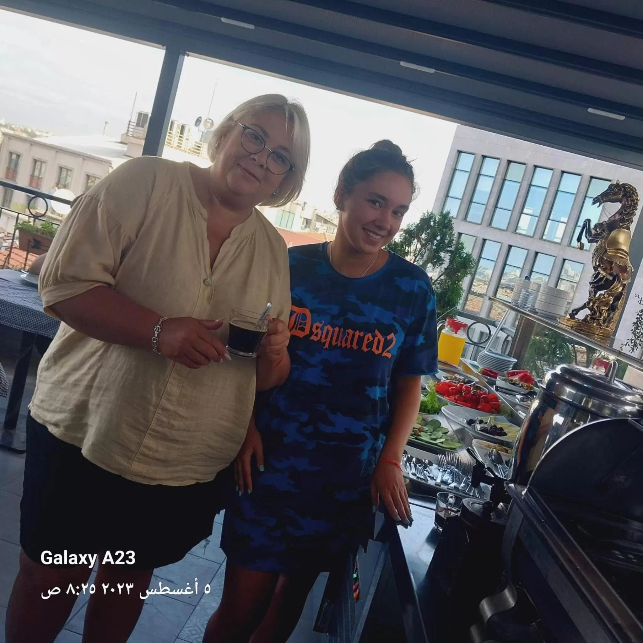 Restaurant/places to eat in Taksim Terrace Hotel