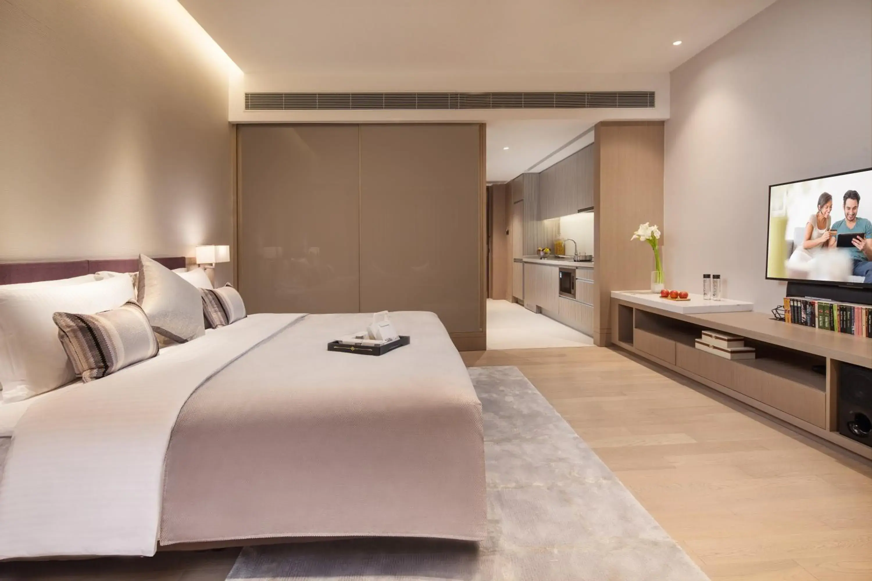 Bedroom, Bed in Ascott Raffles City Shenzhen