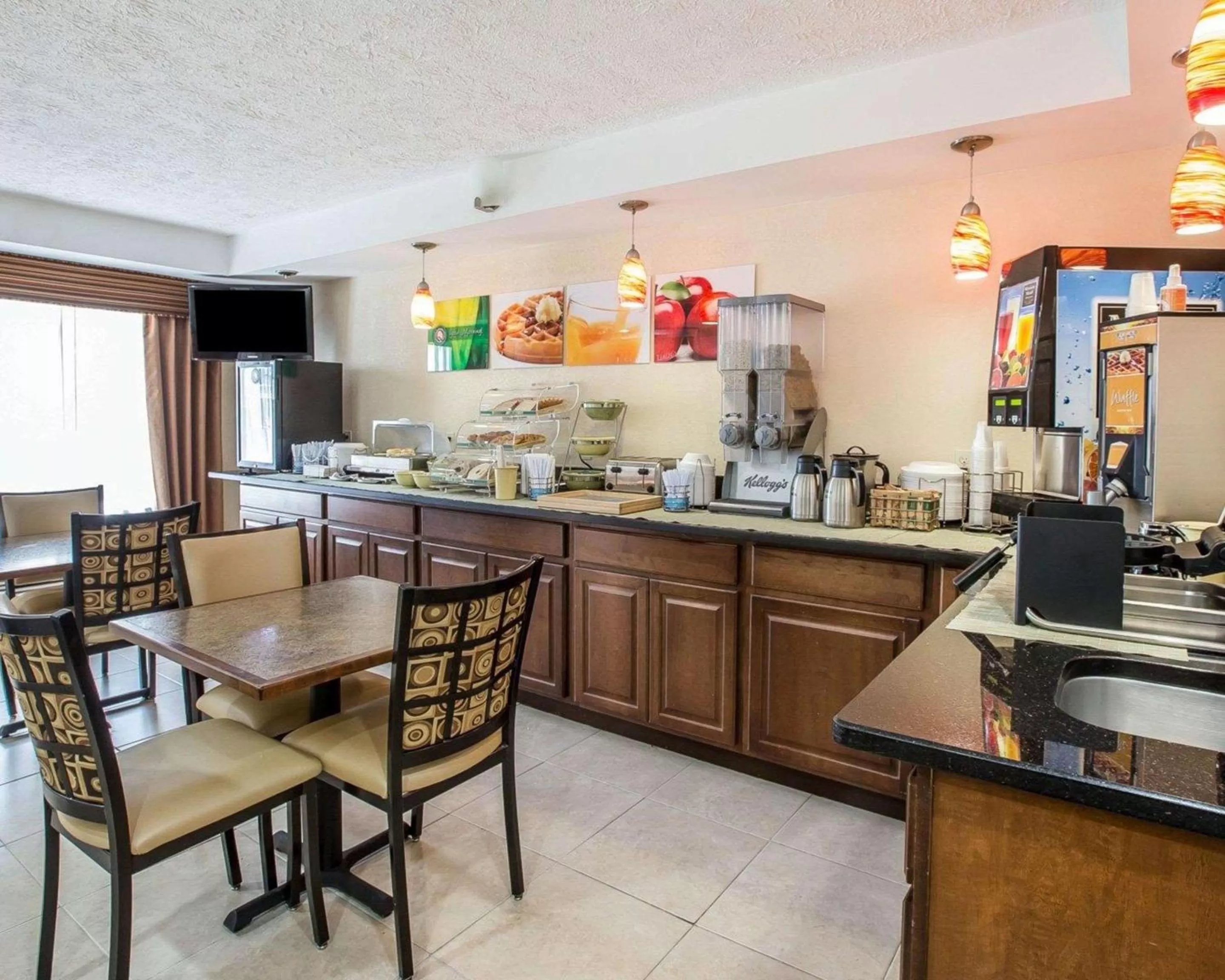 Restaurant/places to eat in Quality Inn Dahlonega Near University