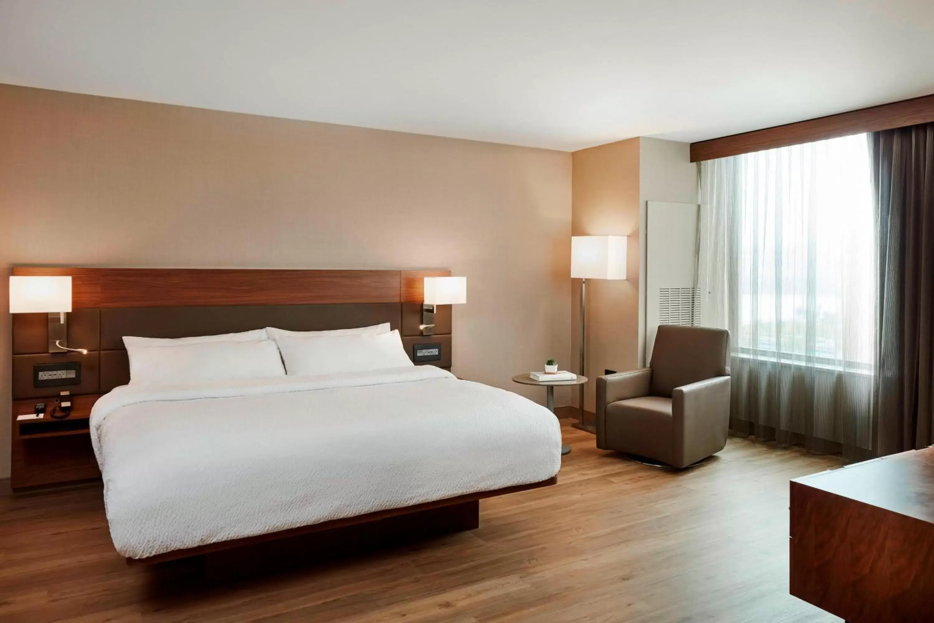Bedroom, Bed in AC Hotel by Marriott Cincinnati at The Banks