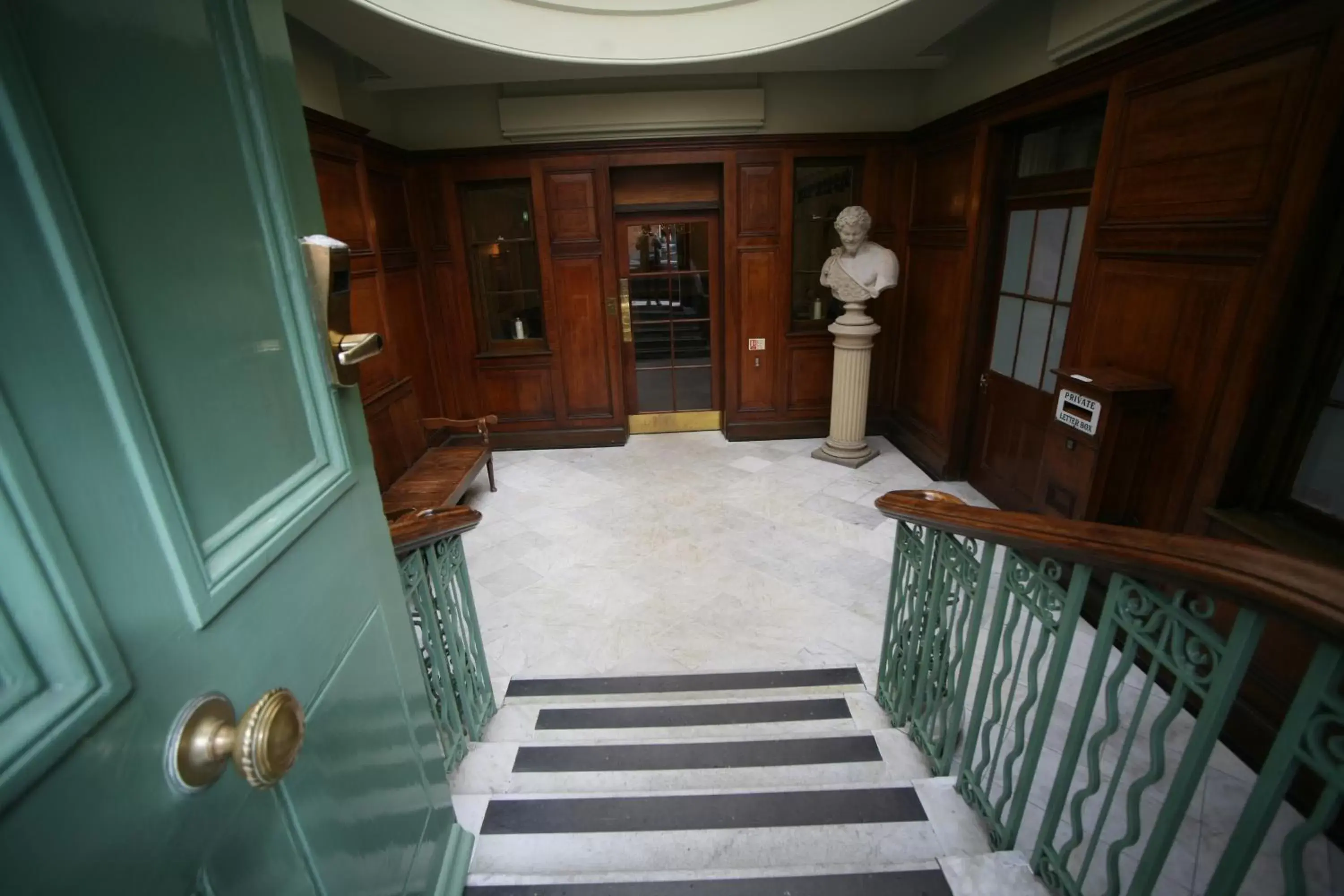 Decorative detail in Winchester Royal Hotel