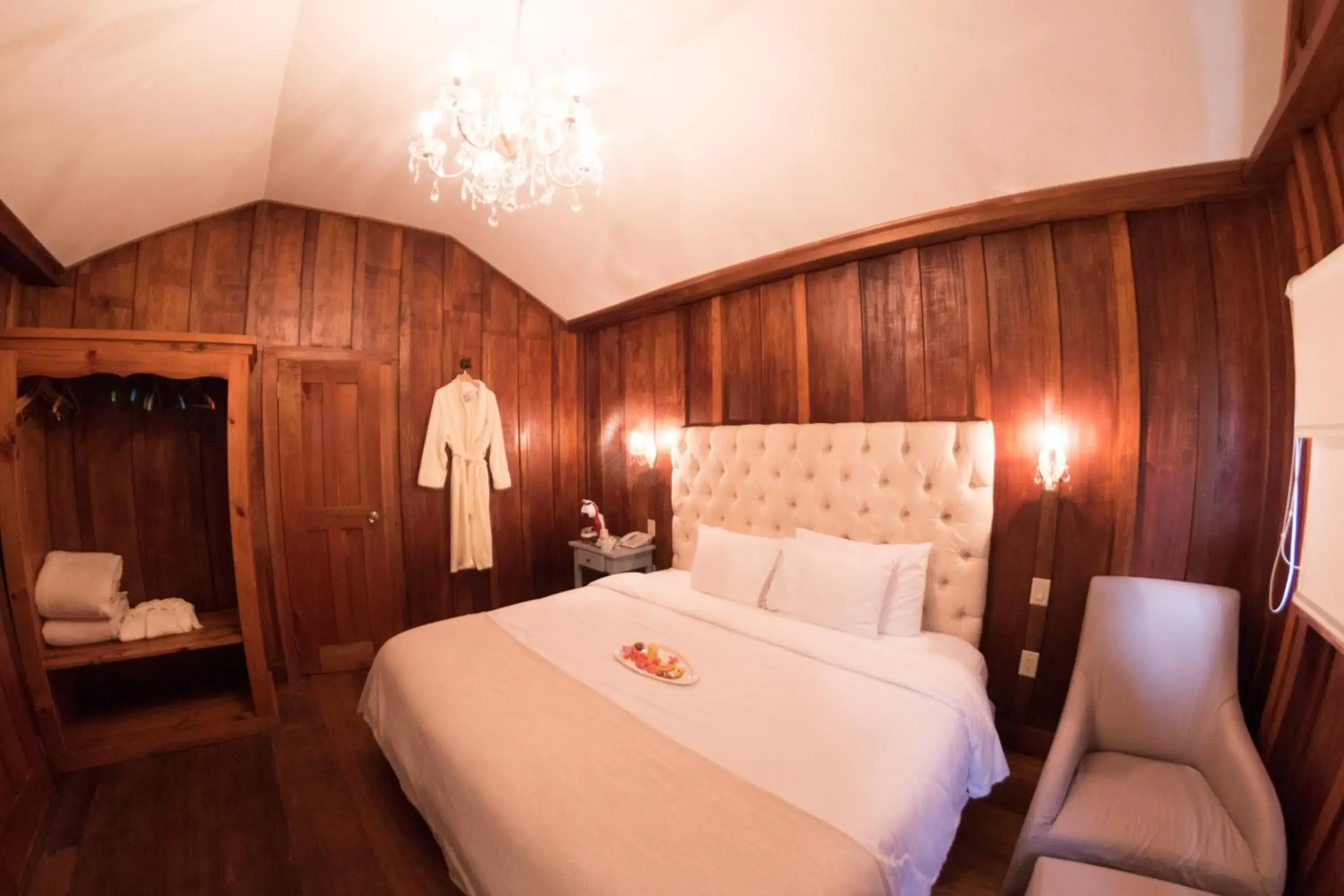 Bedroom, Bed in Hotel Finca Lerida Coffee Plantation and Boutique Hotel