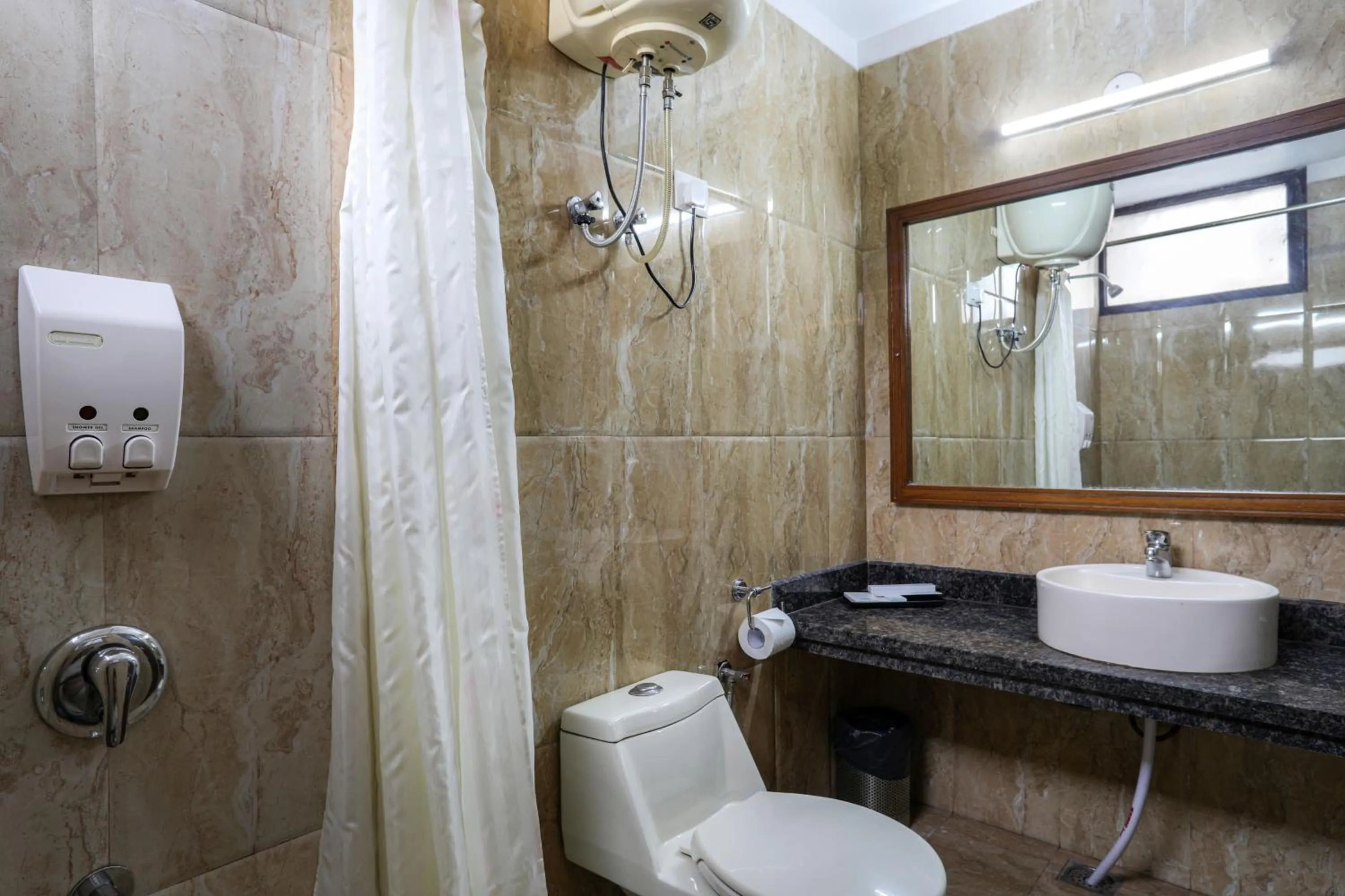 Bathroom in Hotel SunGrace