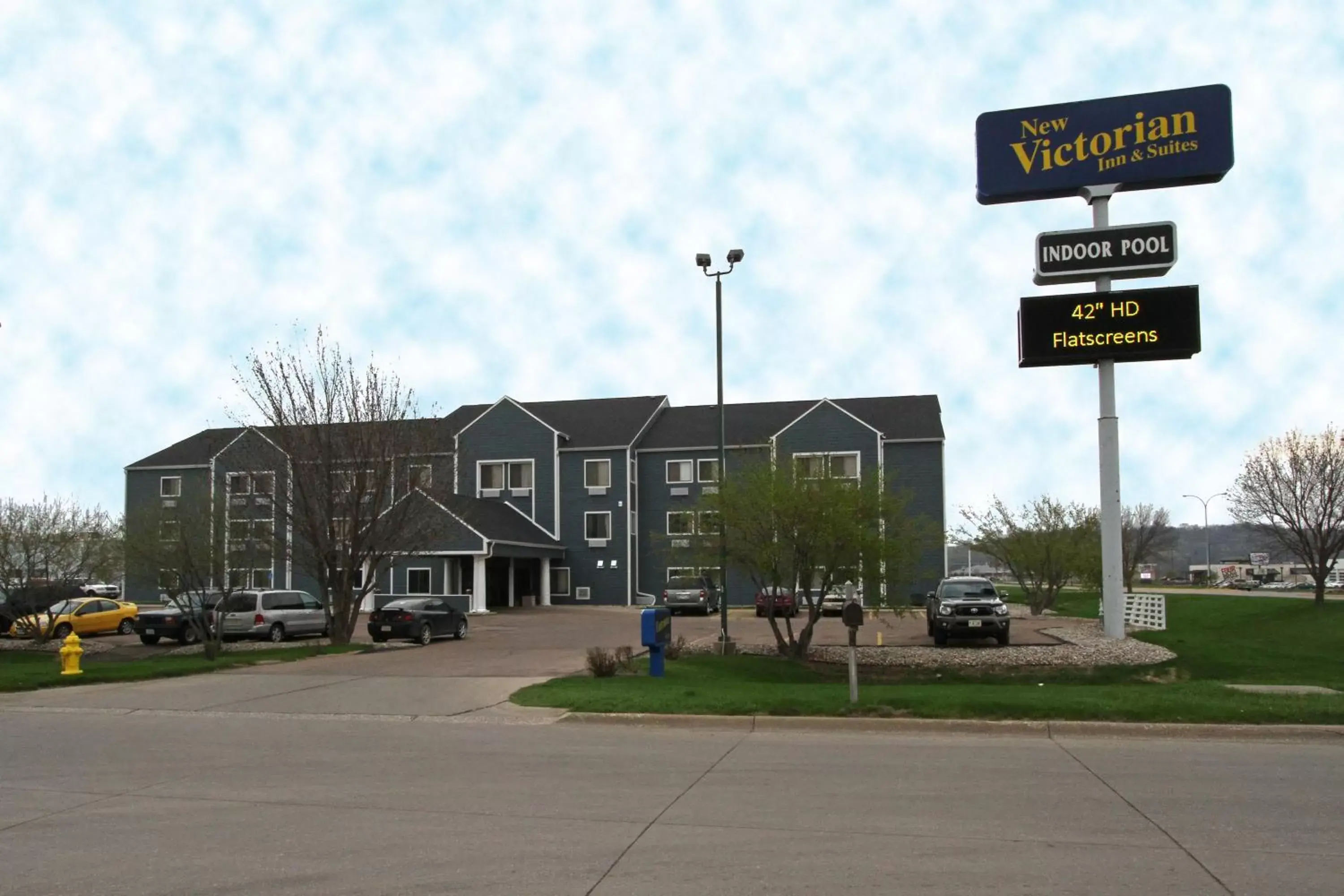 Facade/entrance in New Victorian Inn - Sioux City