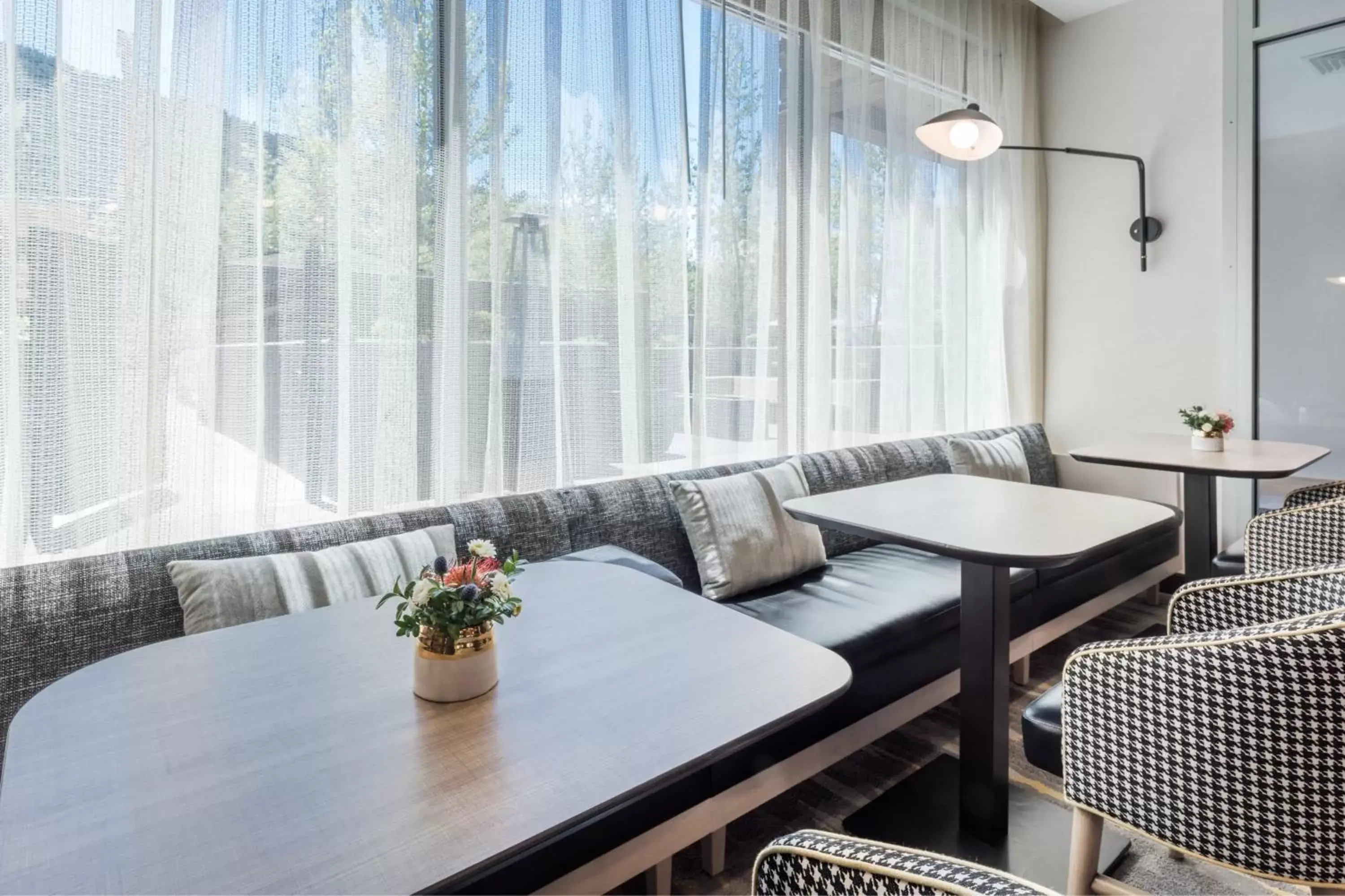 Lobby or reception, Seating Area in SpringHill Suites by Marriott Jackson Hole