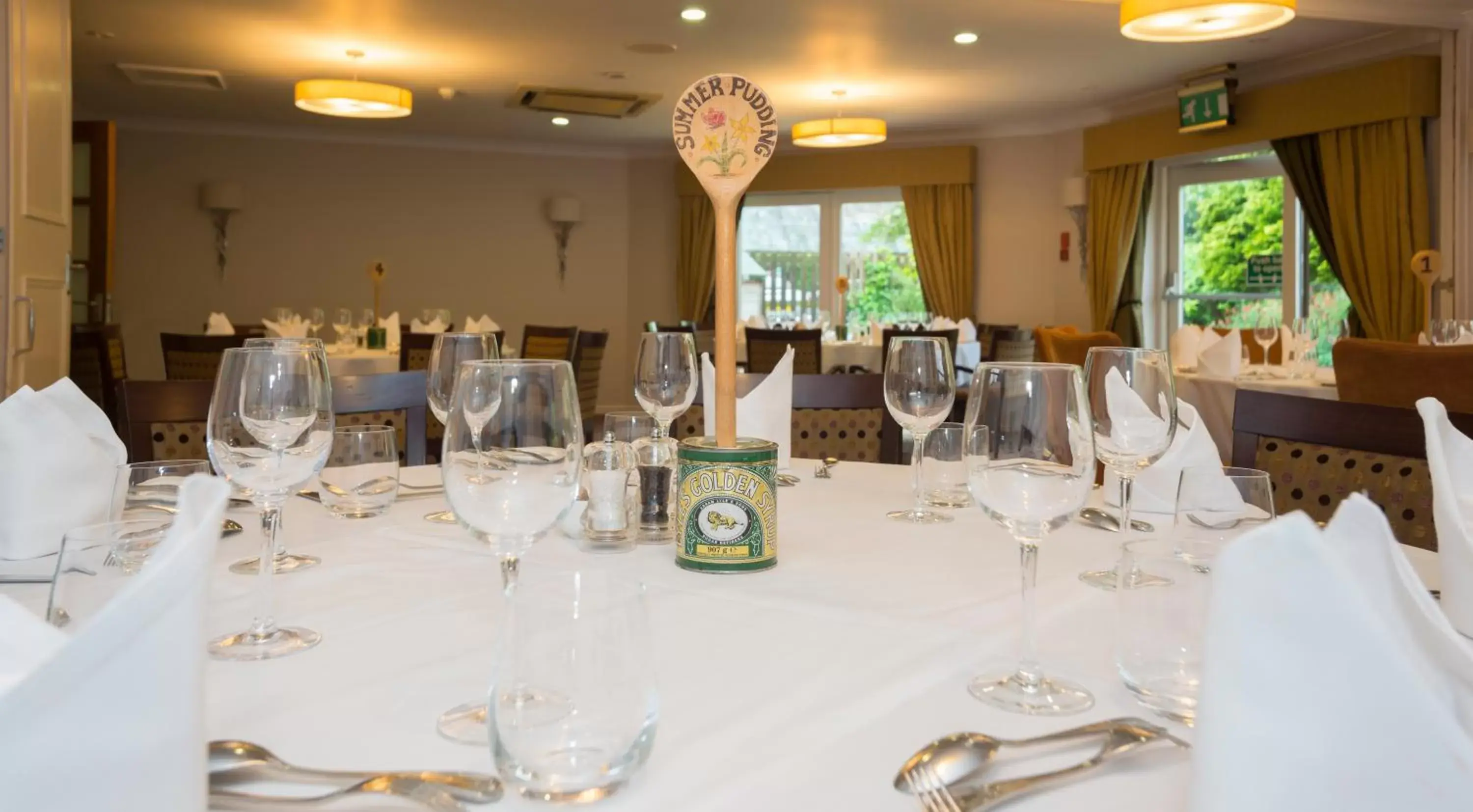 Banquet/Function facilities, Restaurant/Places to Eat in Three Ways House Hotel