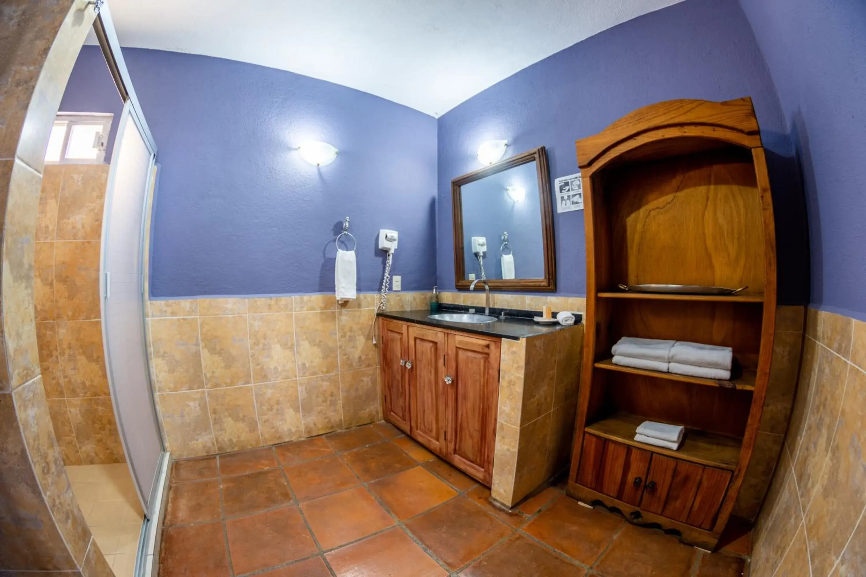 Bathroom in Hotel Casa Santamar