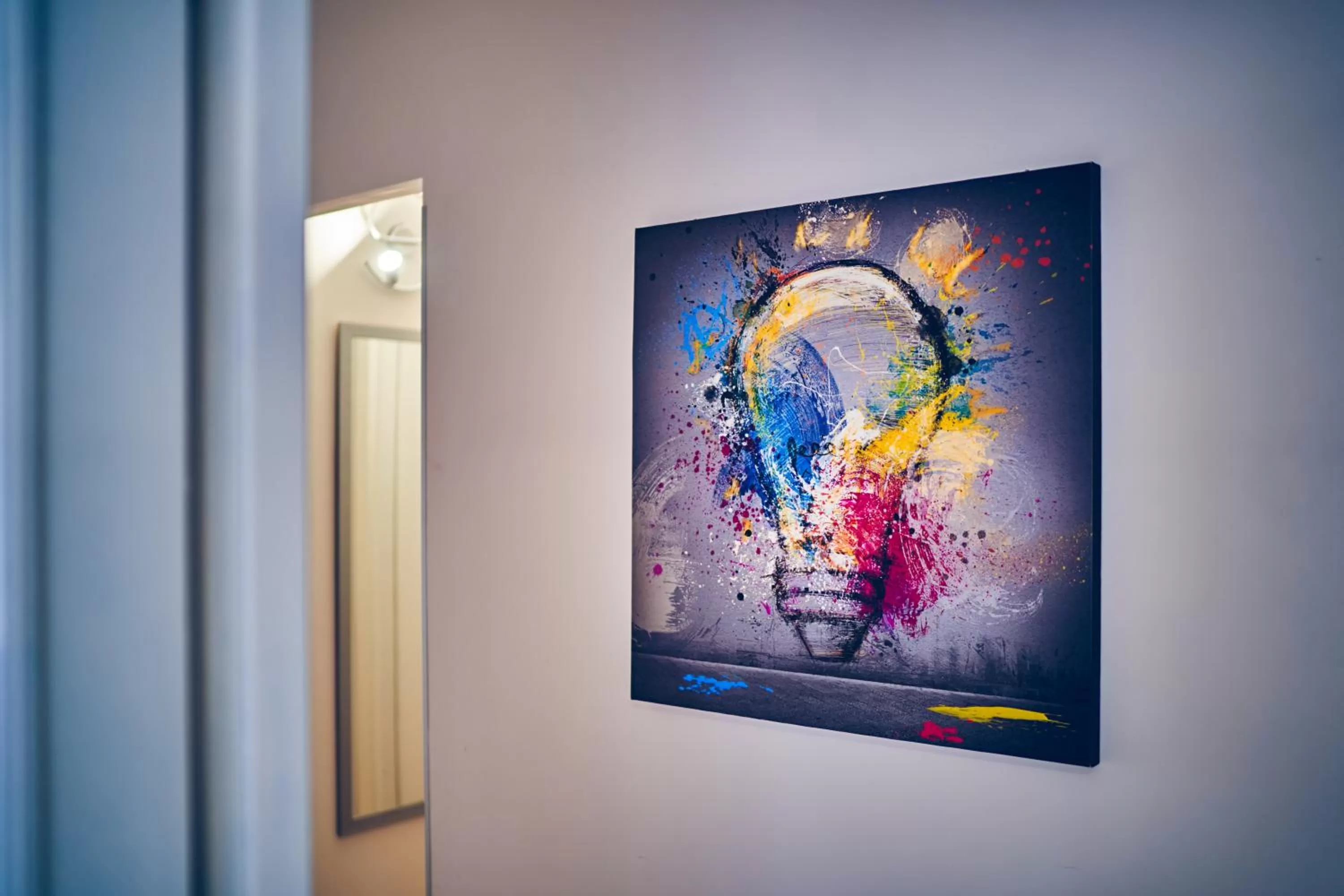 TV/Entertainment Center in Travelershome 7metri