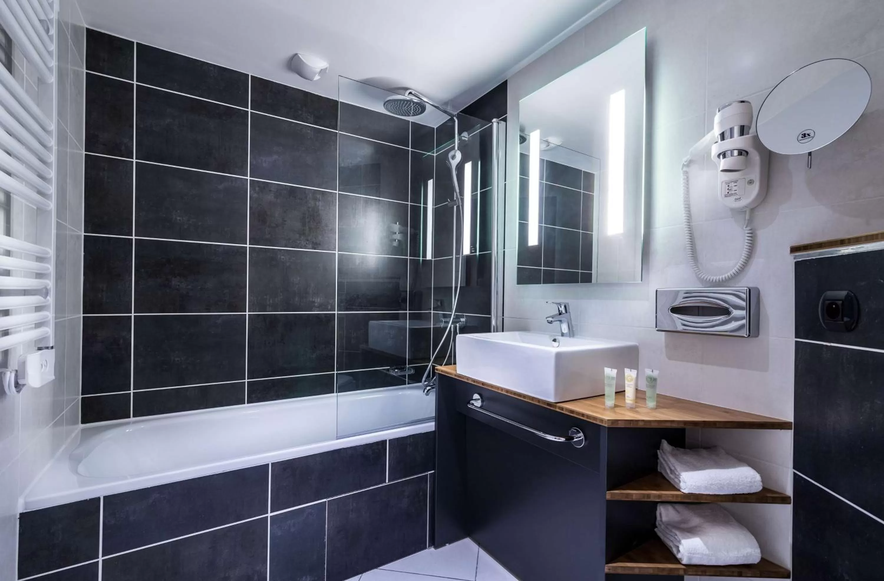 Bathroom in Best Western Plus Suitcase Paris La Défense