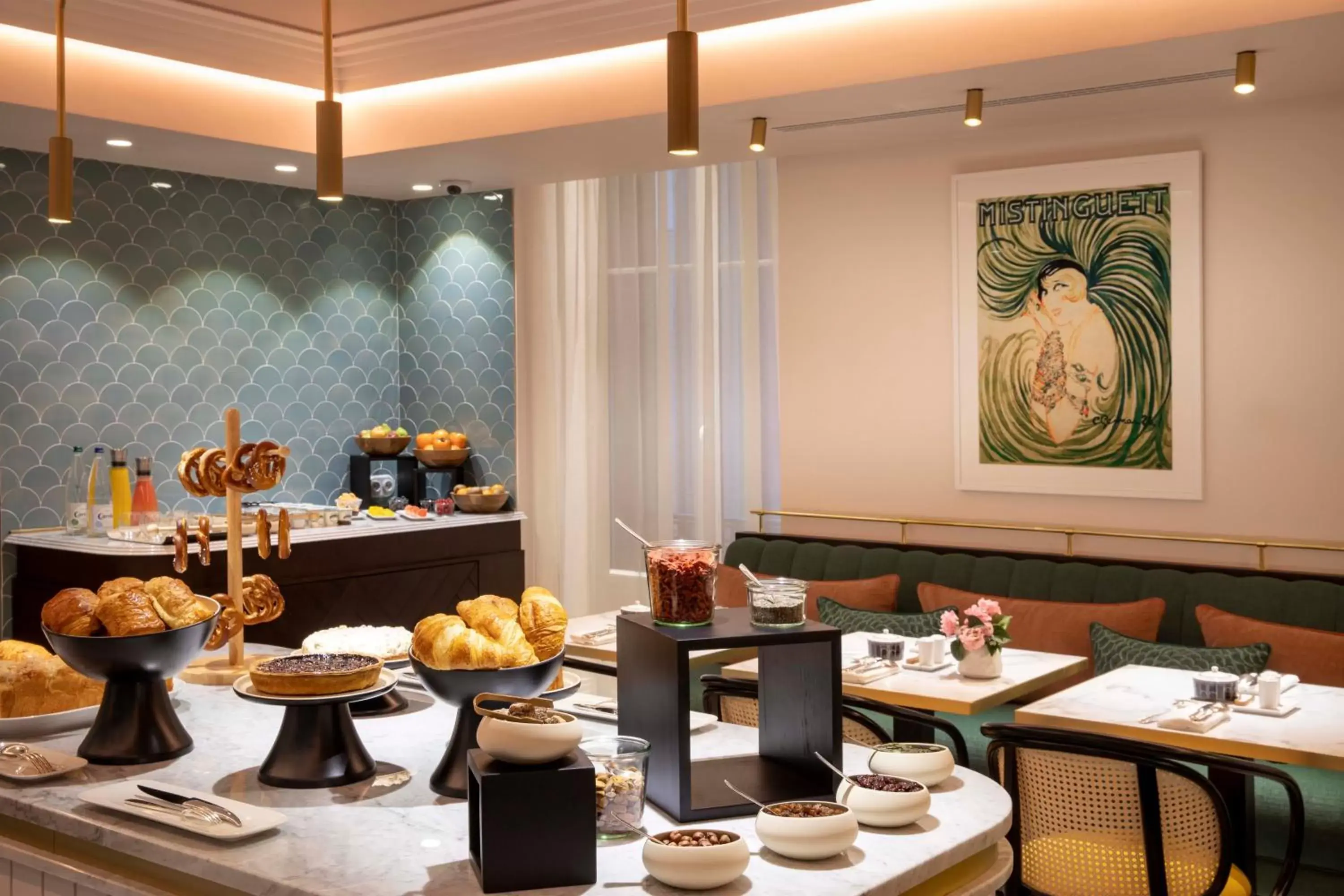 Breakfast, Restaurant/Places to Eat in Maison Rouge Strasbourg Hotel & Spa, Autograph Collection