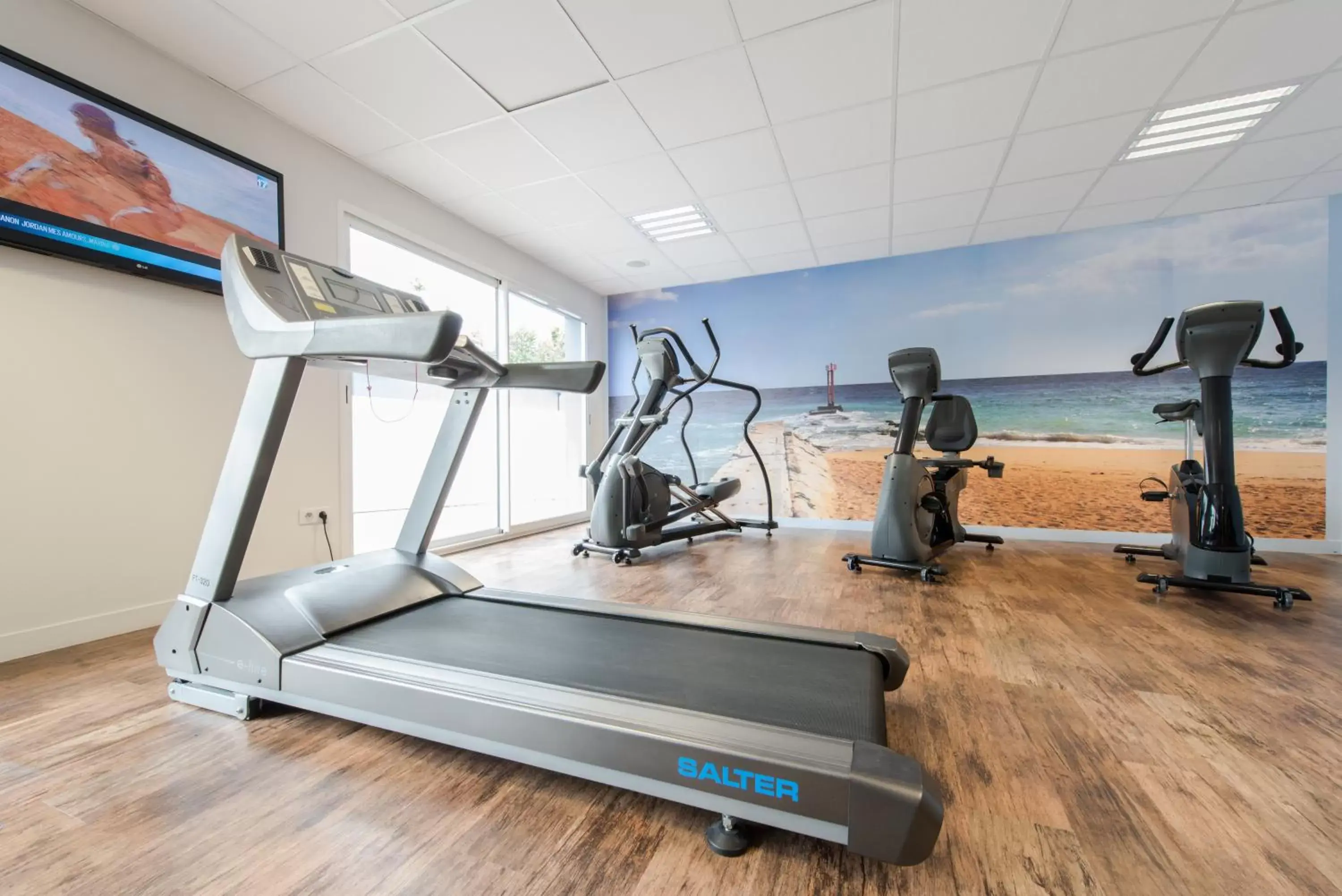 Fitness centre/facilities, Fitness Center/Facilities in Kyriad La Rochelle Centre - Les Minimes