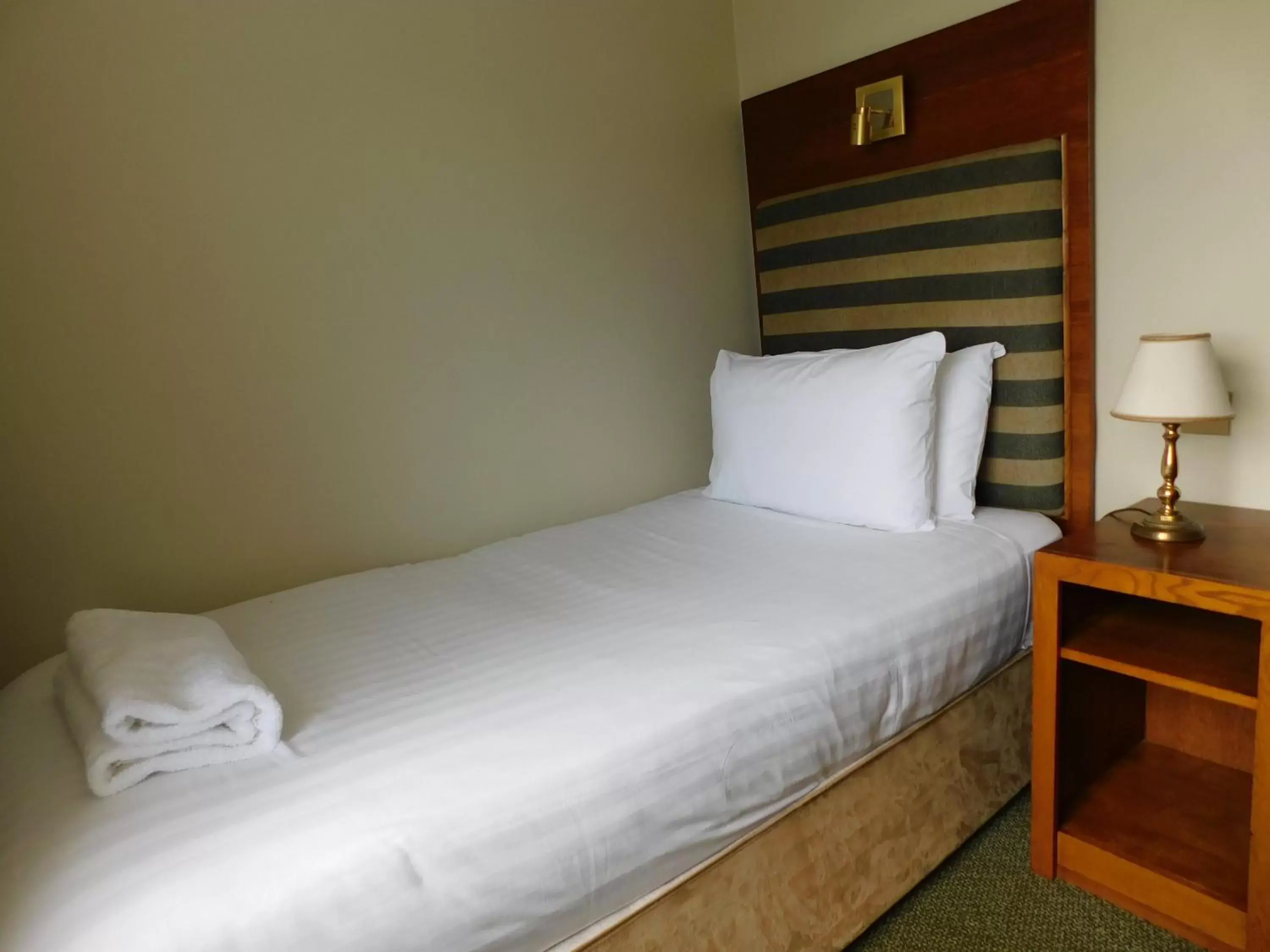 Bedroom, Bed in Gretna Hall Hotel