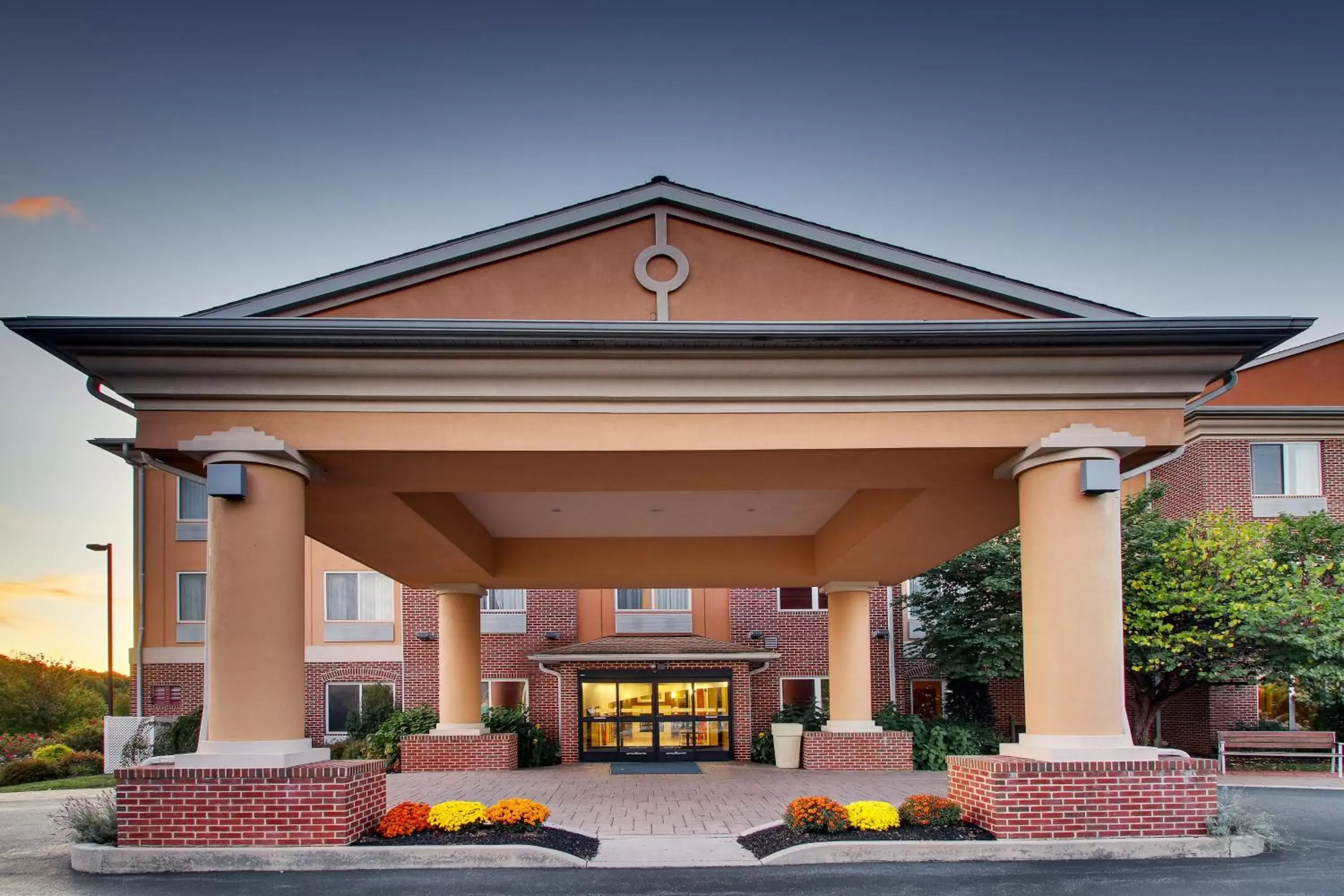 Property building in Holiday Inn Express Hotel & Suites Lancaster-Lititz, an IHG Hotel