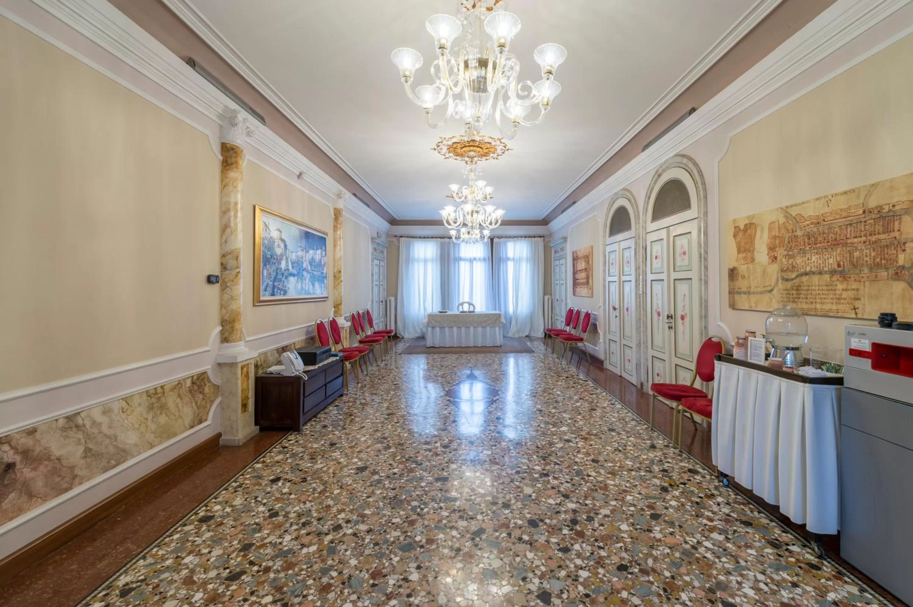 Communal lounge/ TV room in Casa di Carlo Goldoni - Dimora Storica