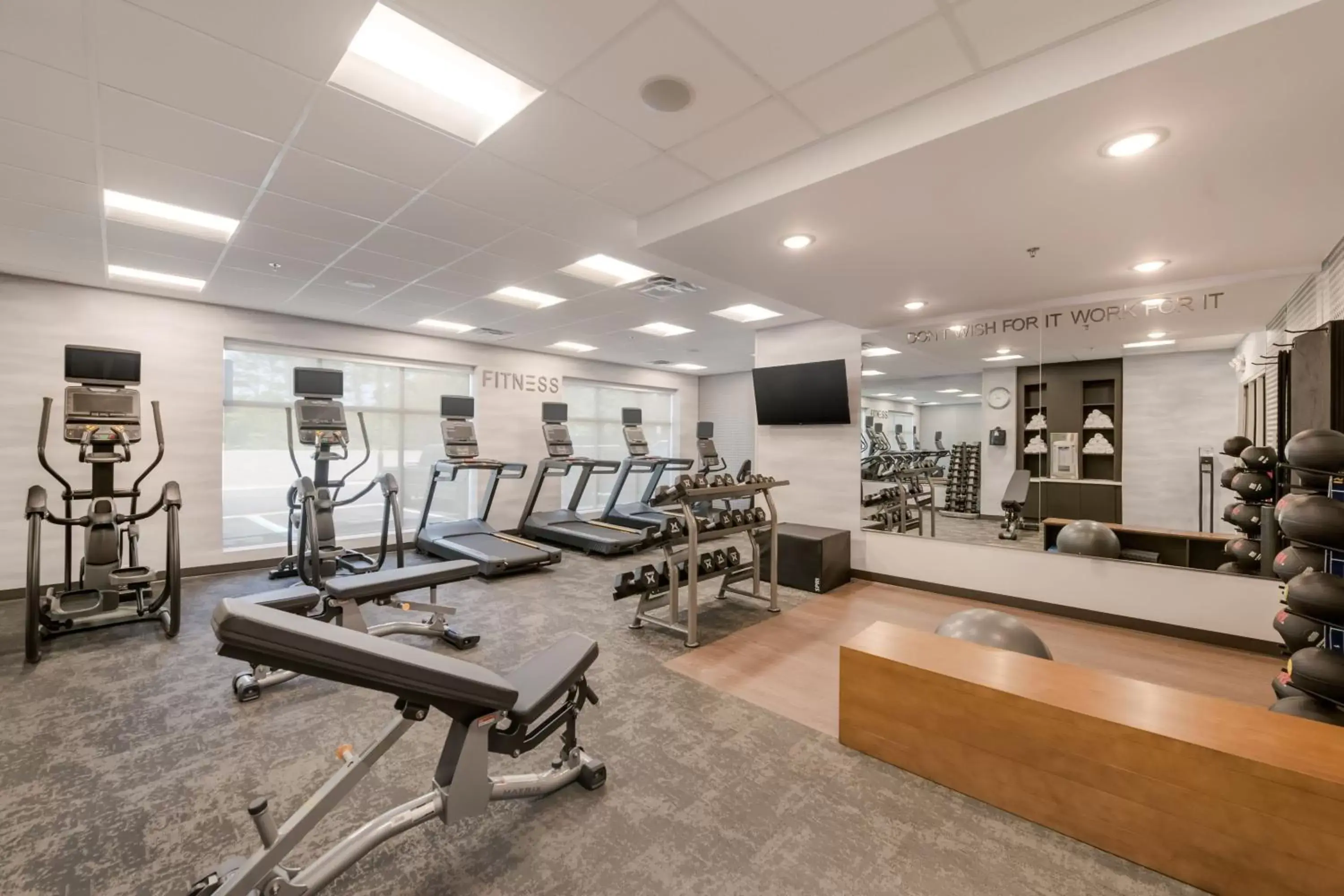 Fitness centre/facilities, Fitness Center/Facilities in Fairfield by Marriott Inn & Suites Virginia Beach Town Center