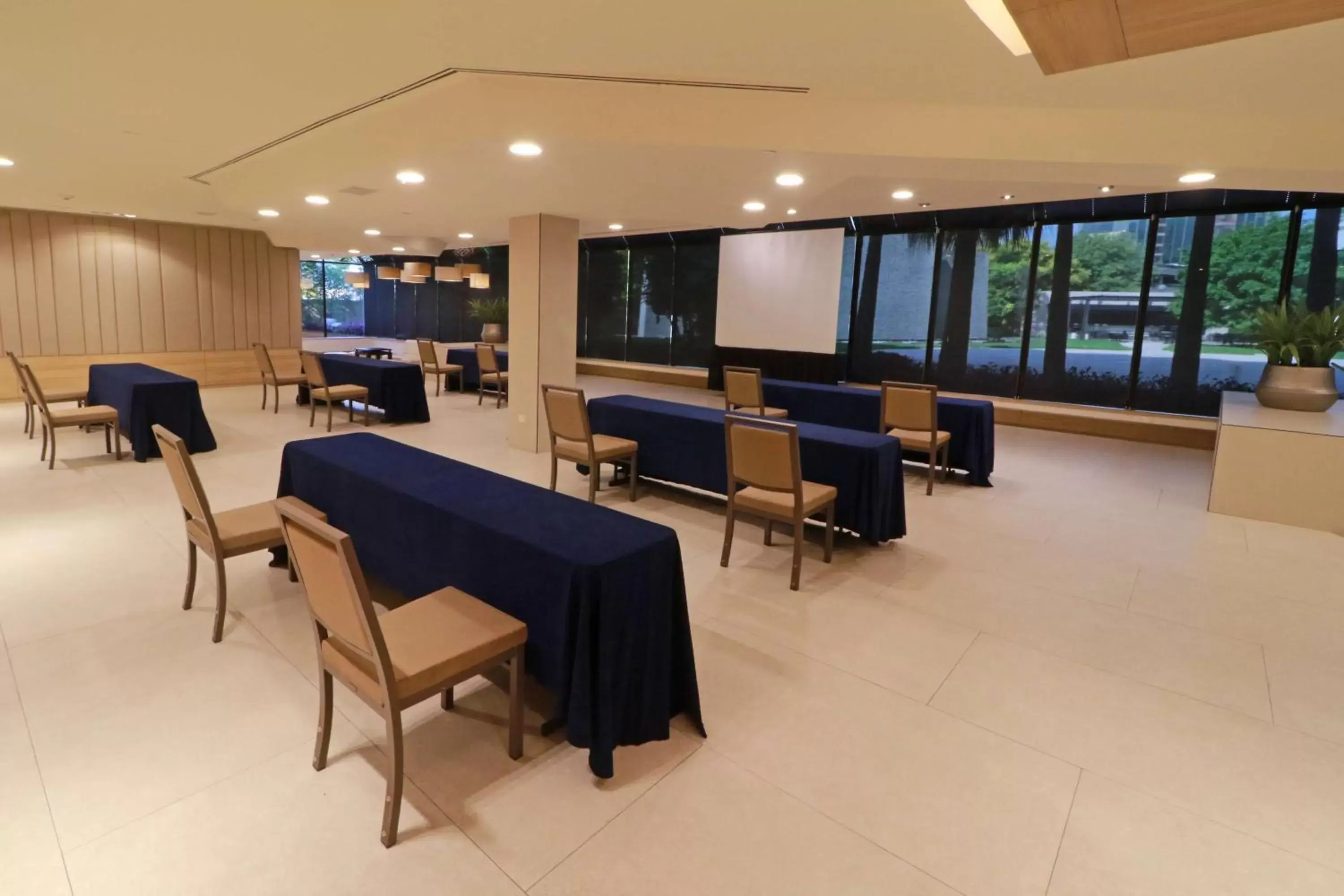 Meeting/conference room in MS Milenium Monterrey Curio Collection by Hilton