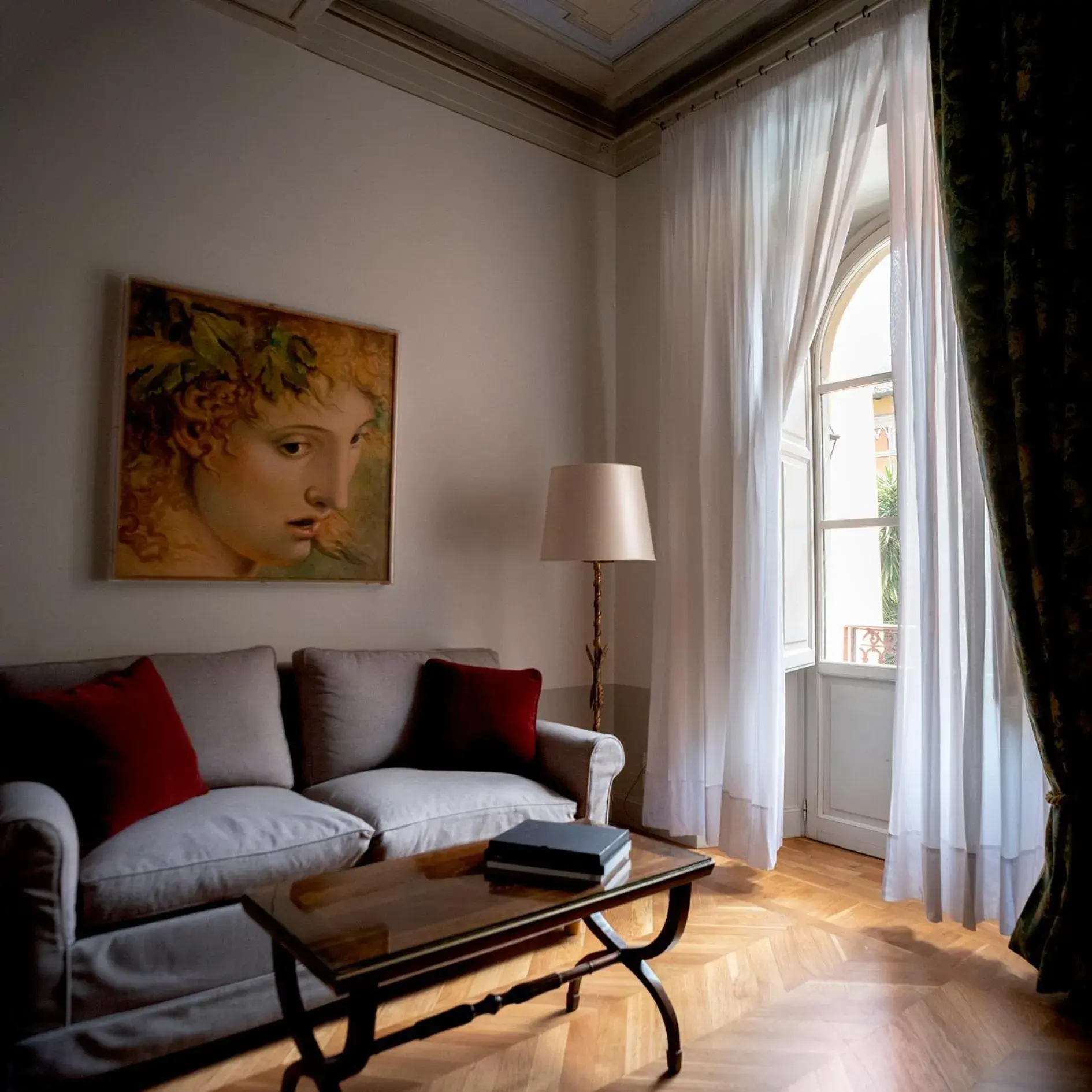 Decorative detail, Seating Area in Albergo Pietrasanta