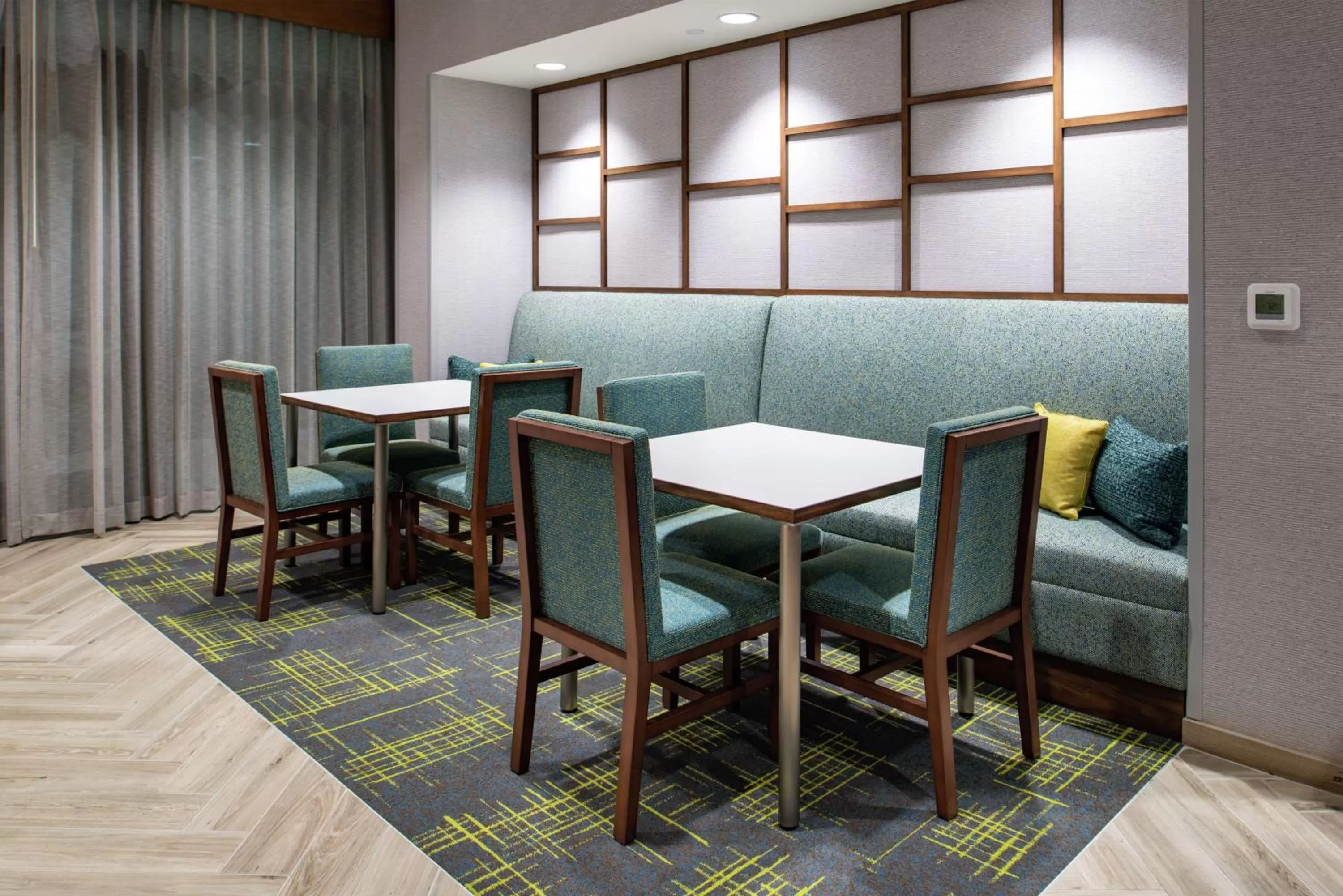 Breakfast in Hampton Inn Tampa Downtown Channel District