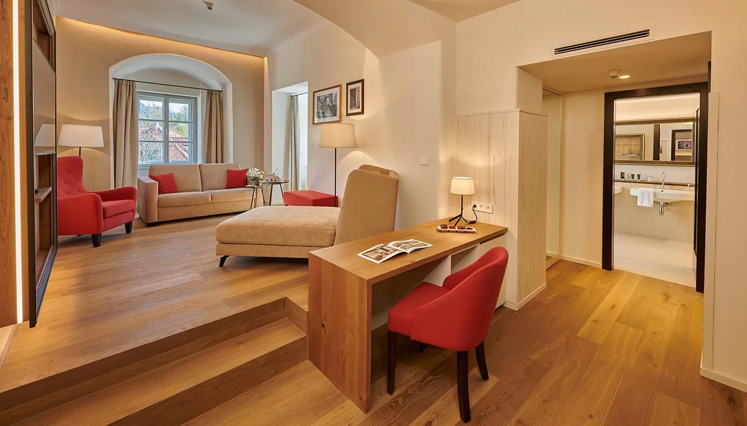 TV and multimedia, Bed in Das Schloss an der Eisenstrasse