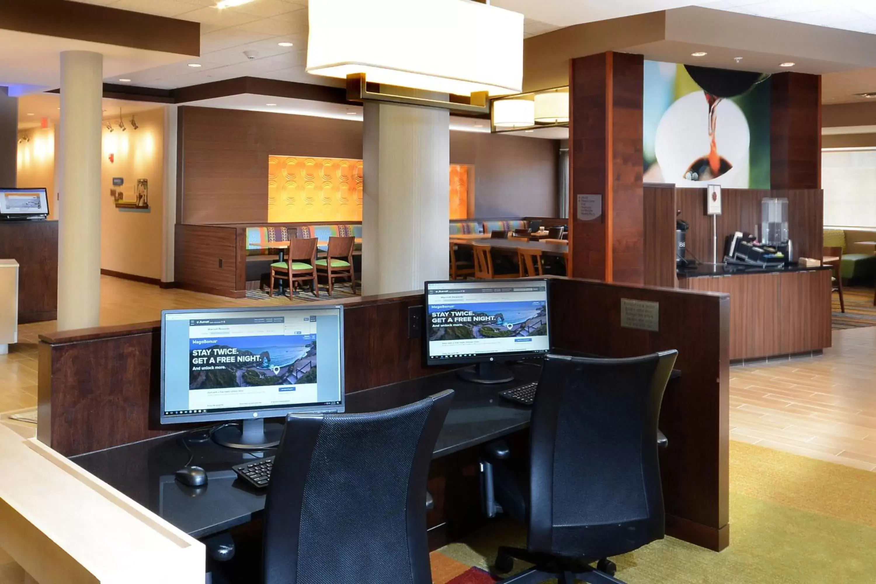 Business facilities in Fairfield Inn & Suites by Marriott Raleigh Capital Blvd./I-540