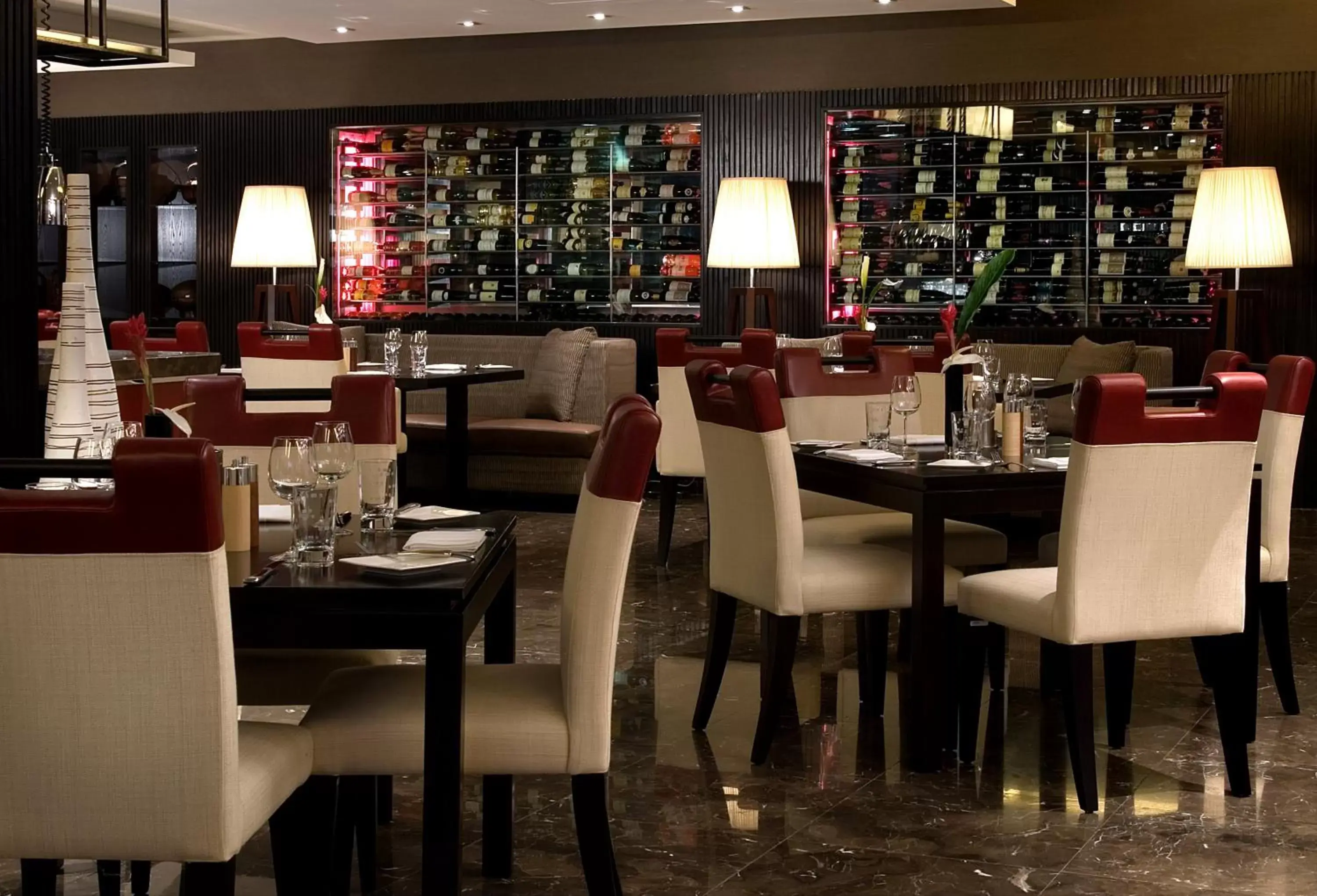 Restaurant/Places to Eat in Address Montgomerie