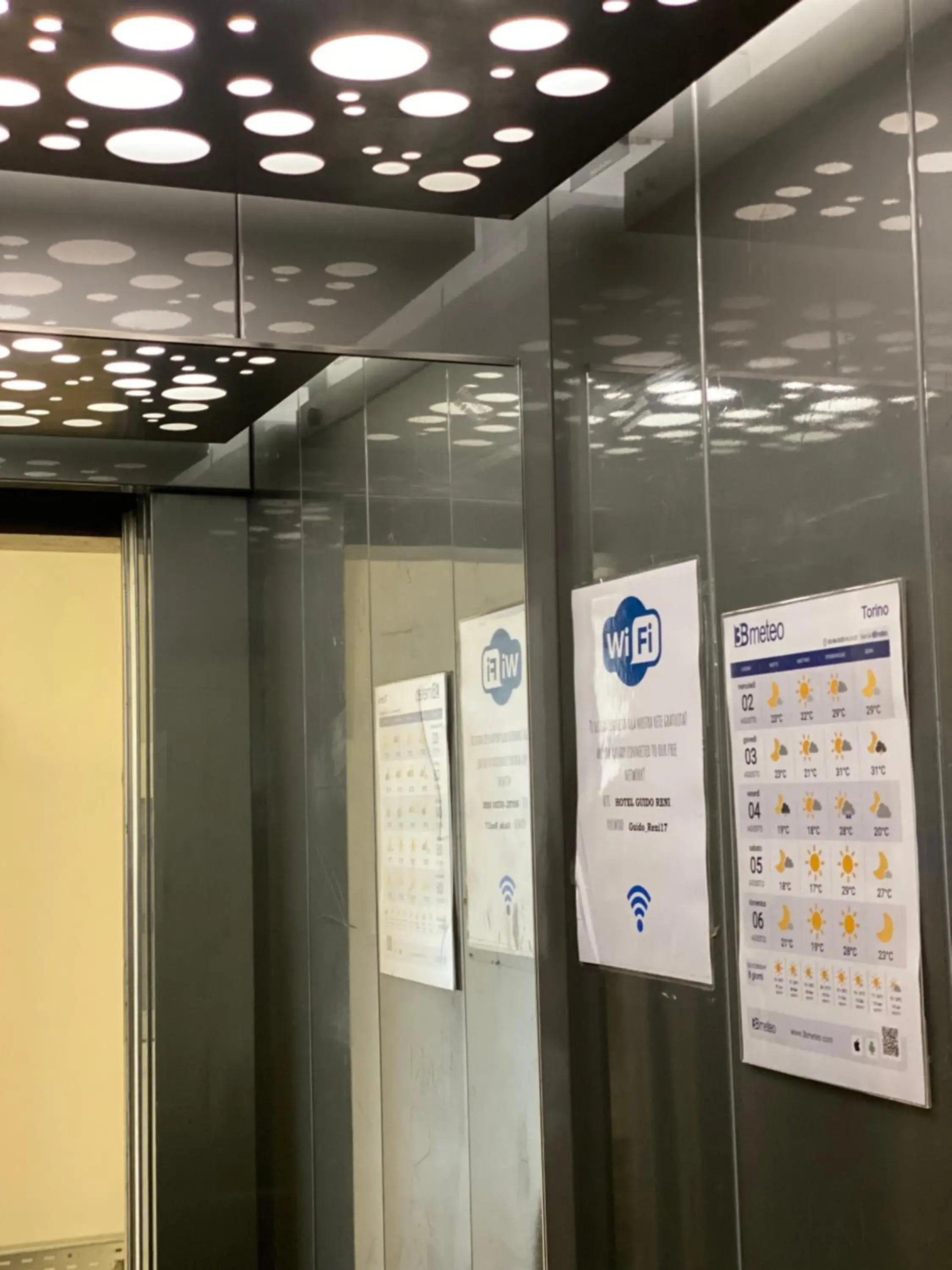 elevator, Bathroom in Albergo Guido Reni