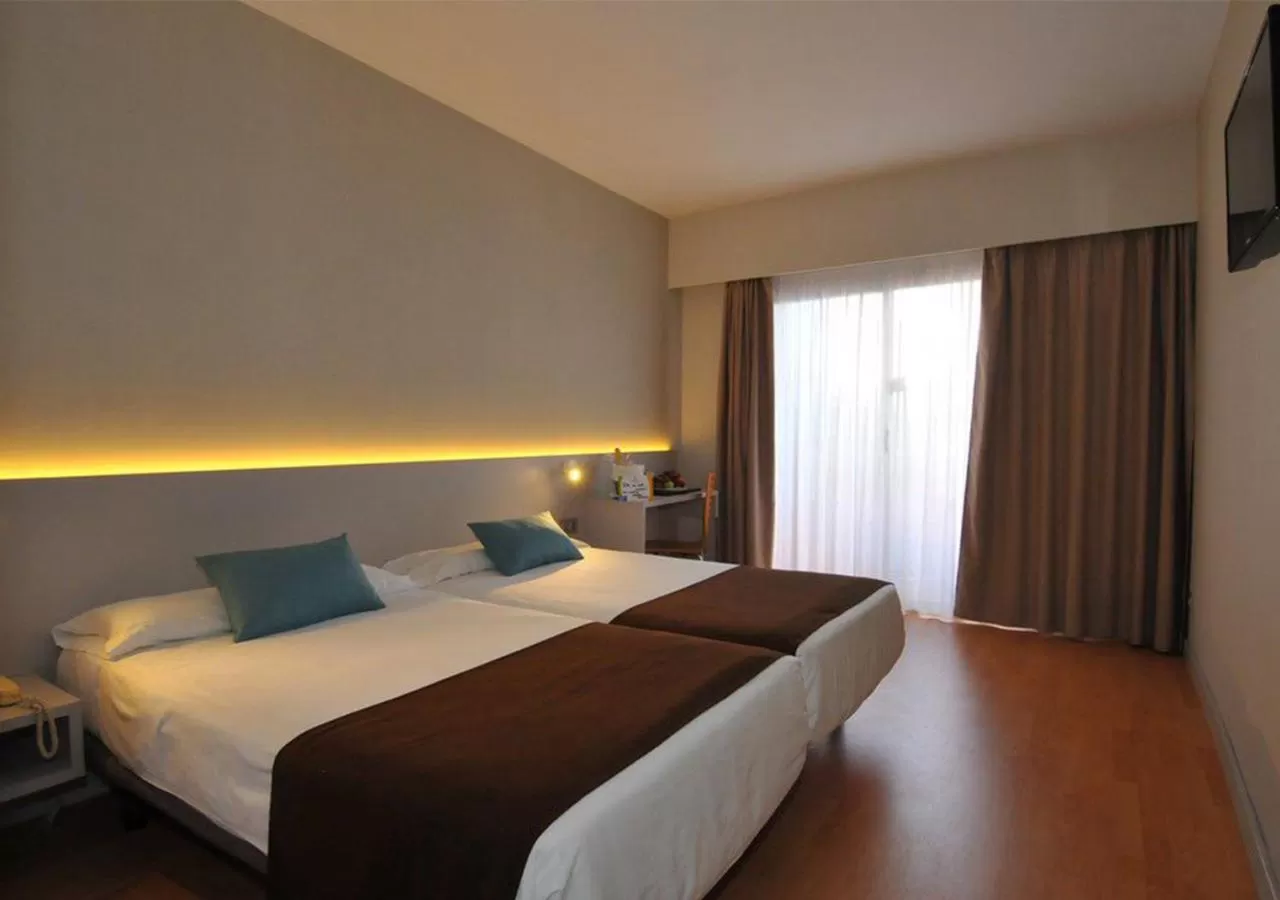 Bed in Paradise Park Fun Lifestyle Hotel