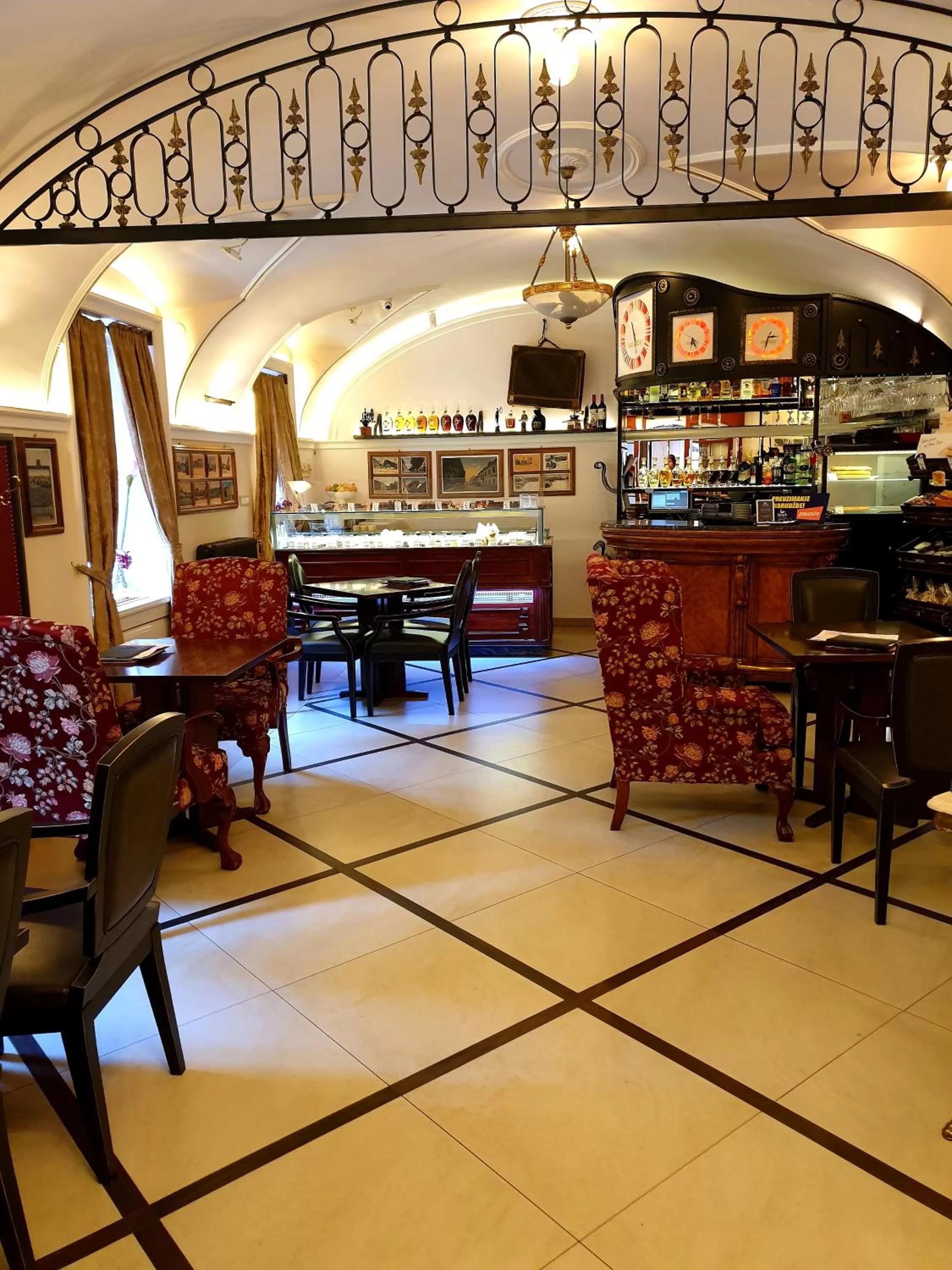 Arbia Dorka Heritage Palace