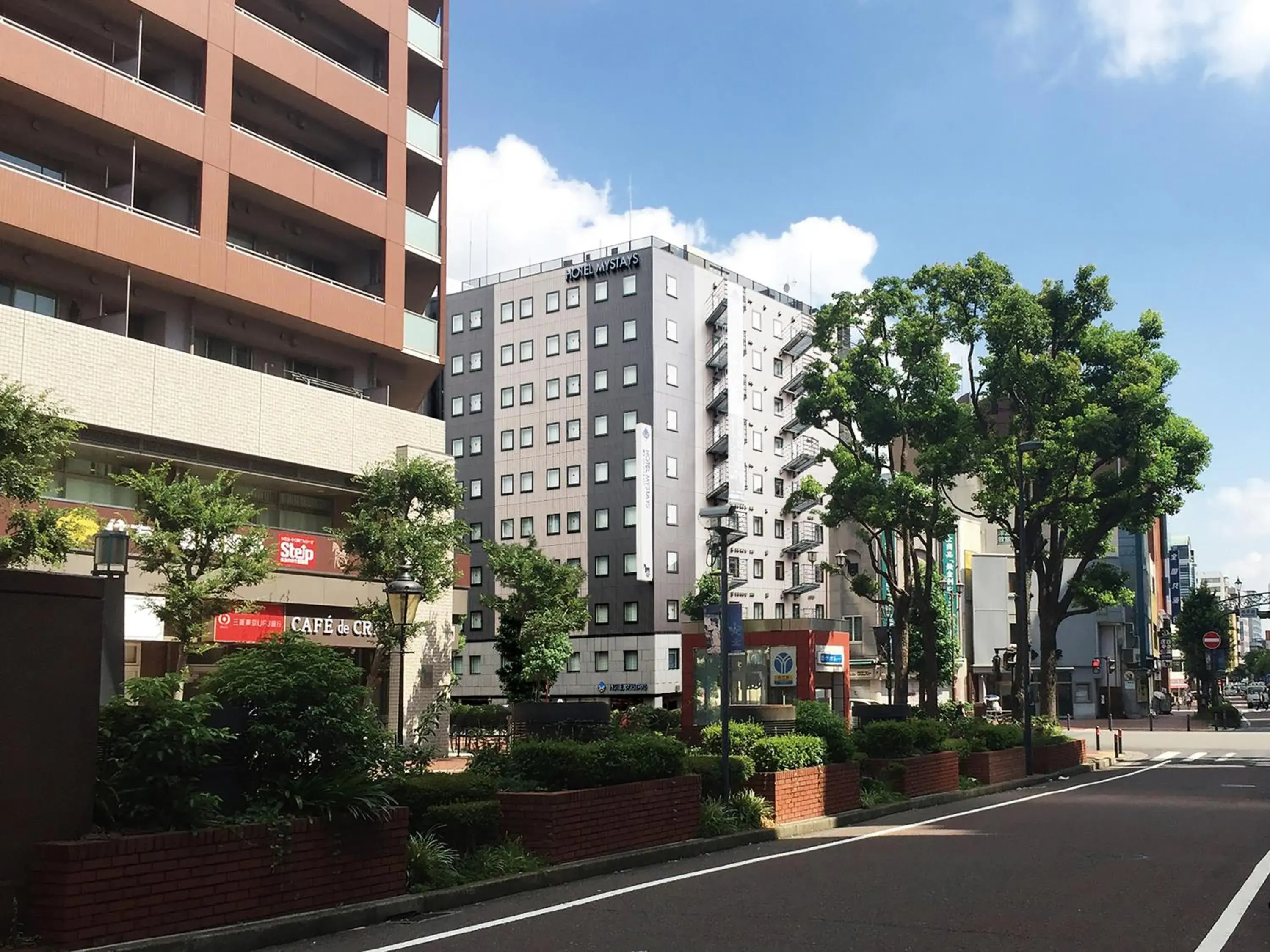 Facade/entrance in Hotel Mystays Yokohama Kannai