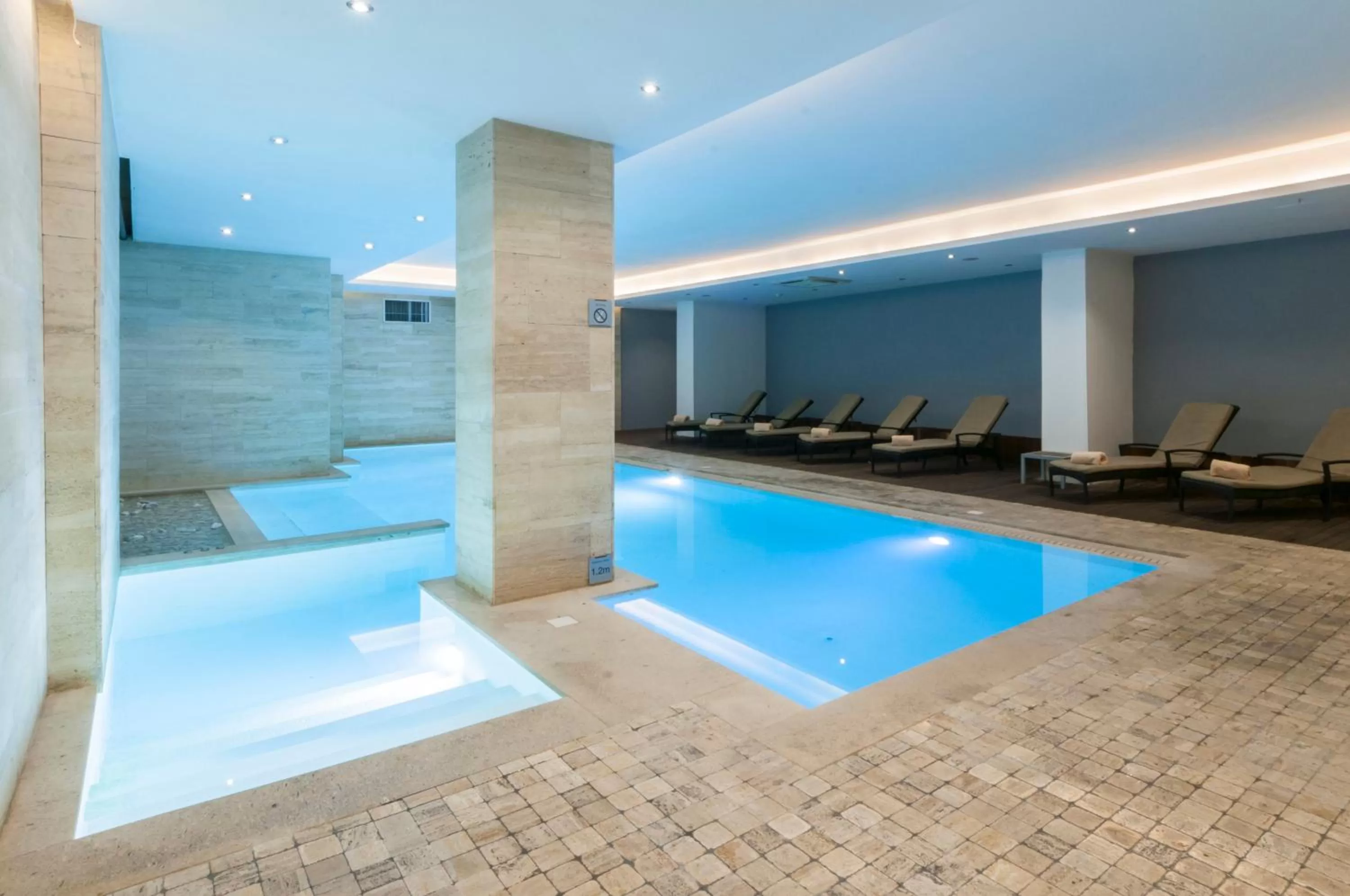 Swimming pool in The George, Urban Boutique Hotel