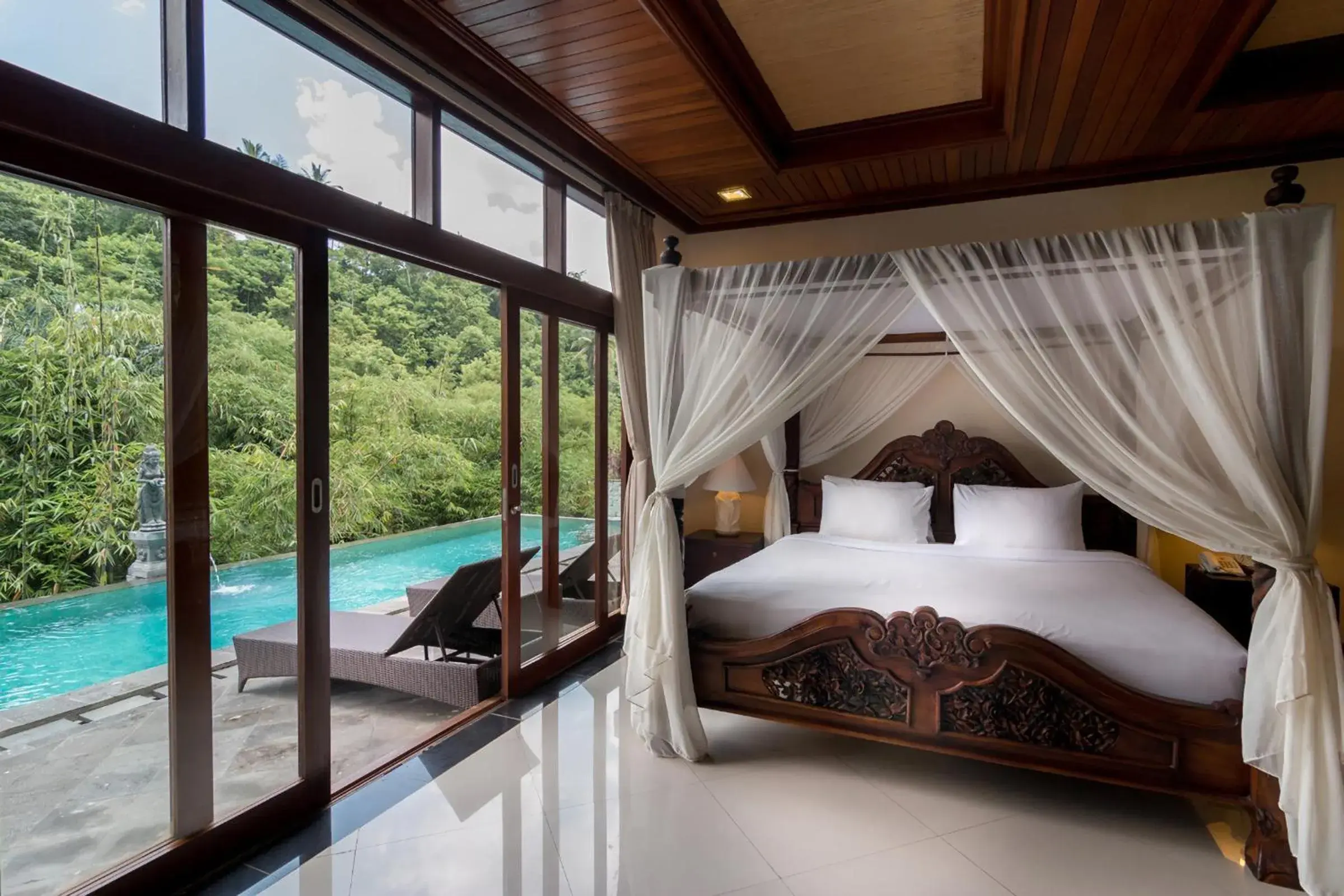 Bed in The Payogan Villa Resort and Spa