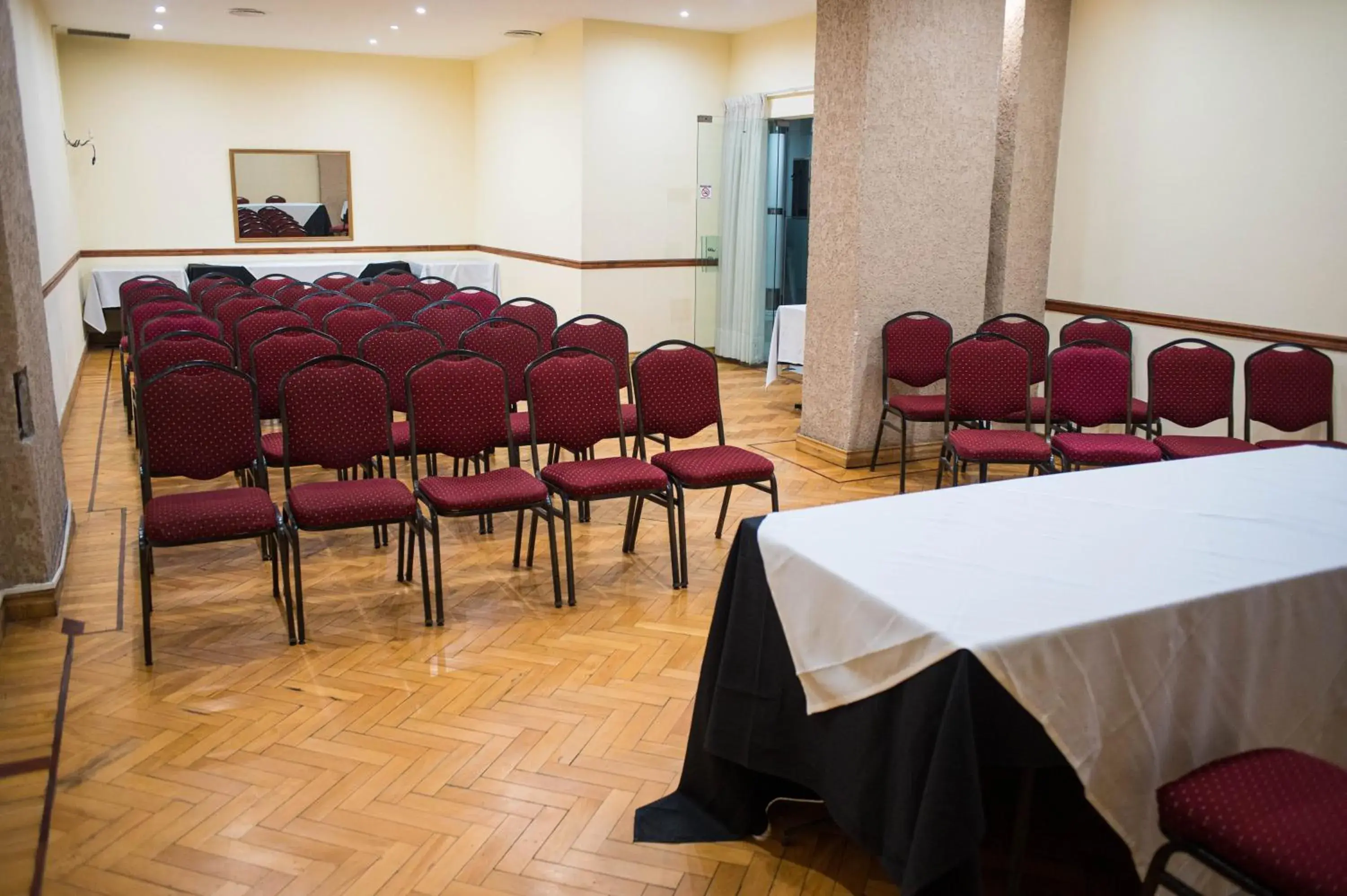 Business Area/Conference Room in Gran Hotel Presidente