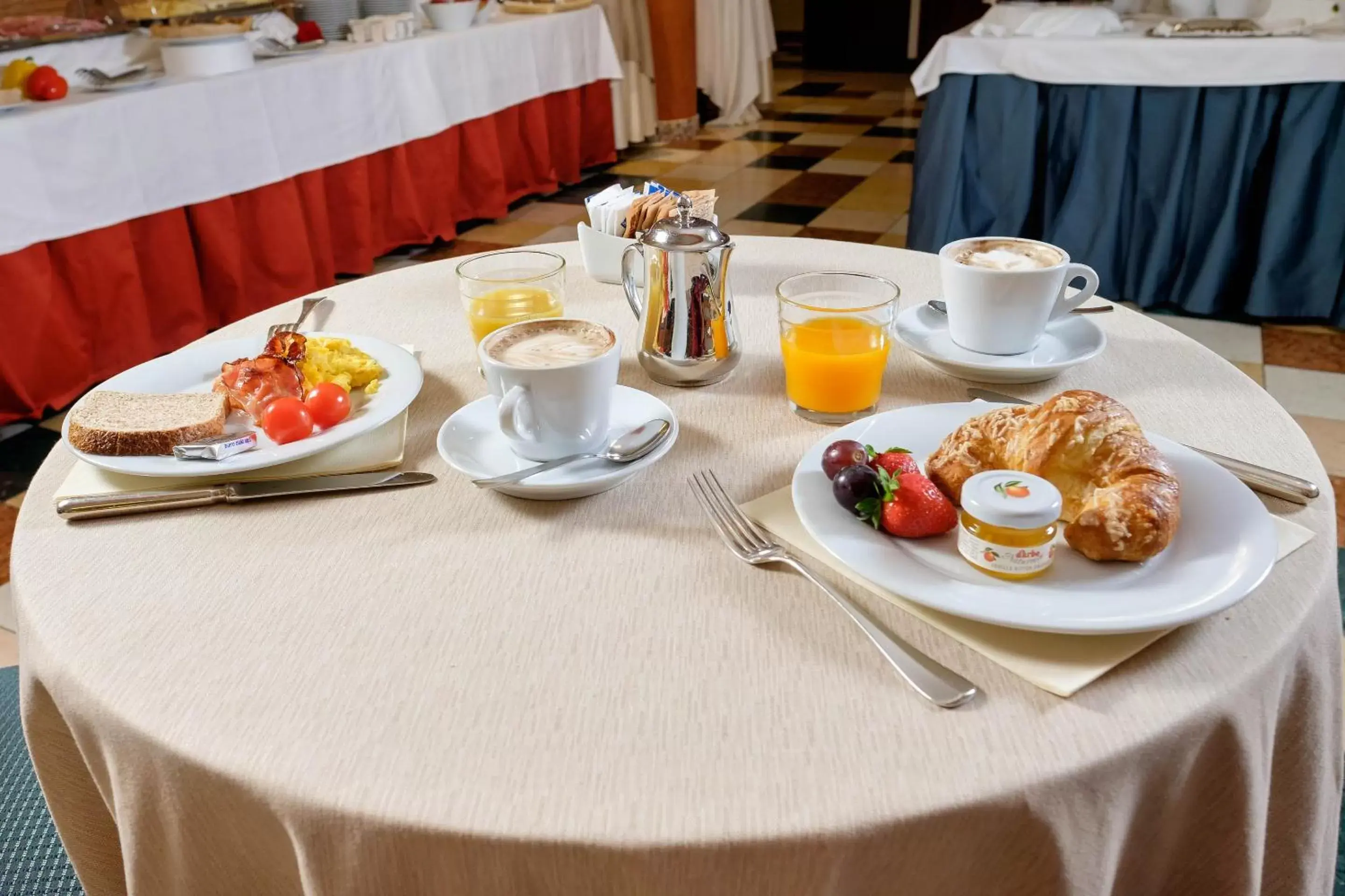 Buffet breakfast, Food in Hotel Villa Malaspina