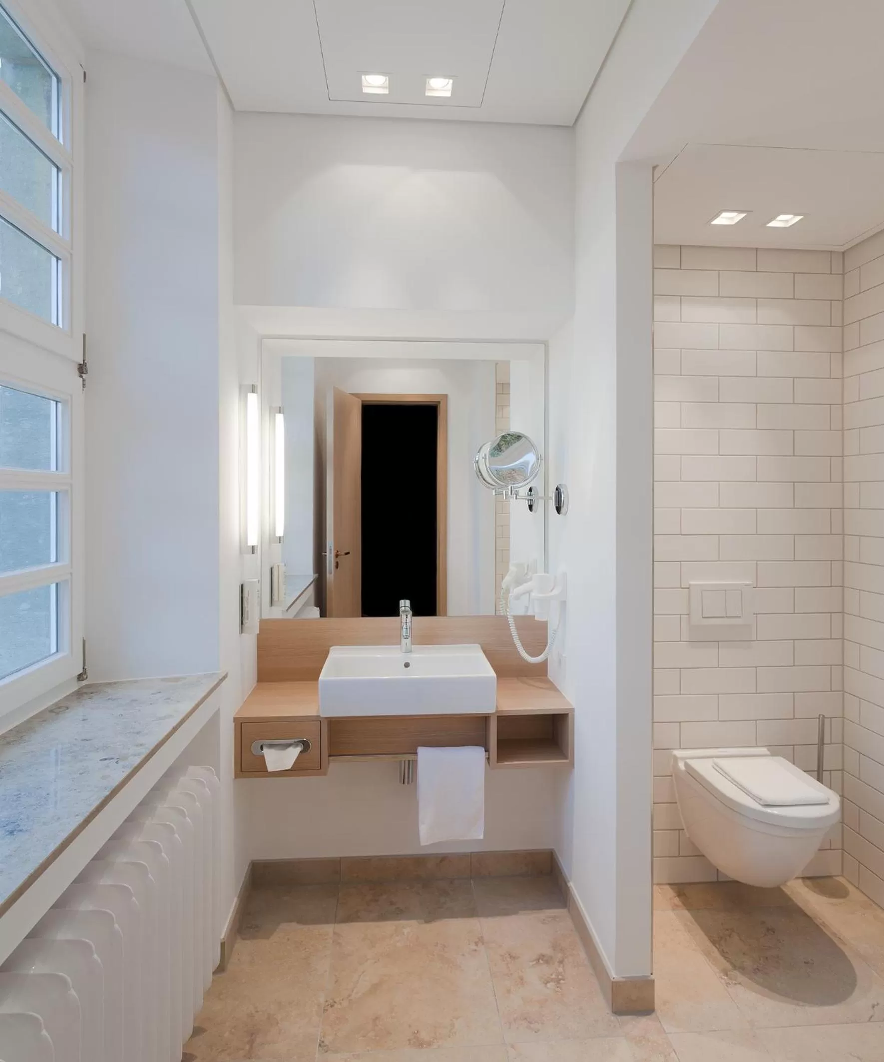 Bathroom in Kardinal Schulte Haus