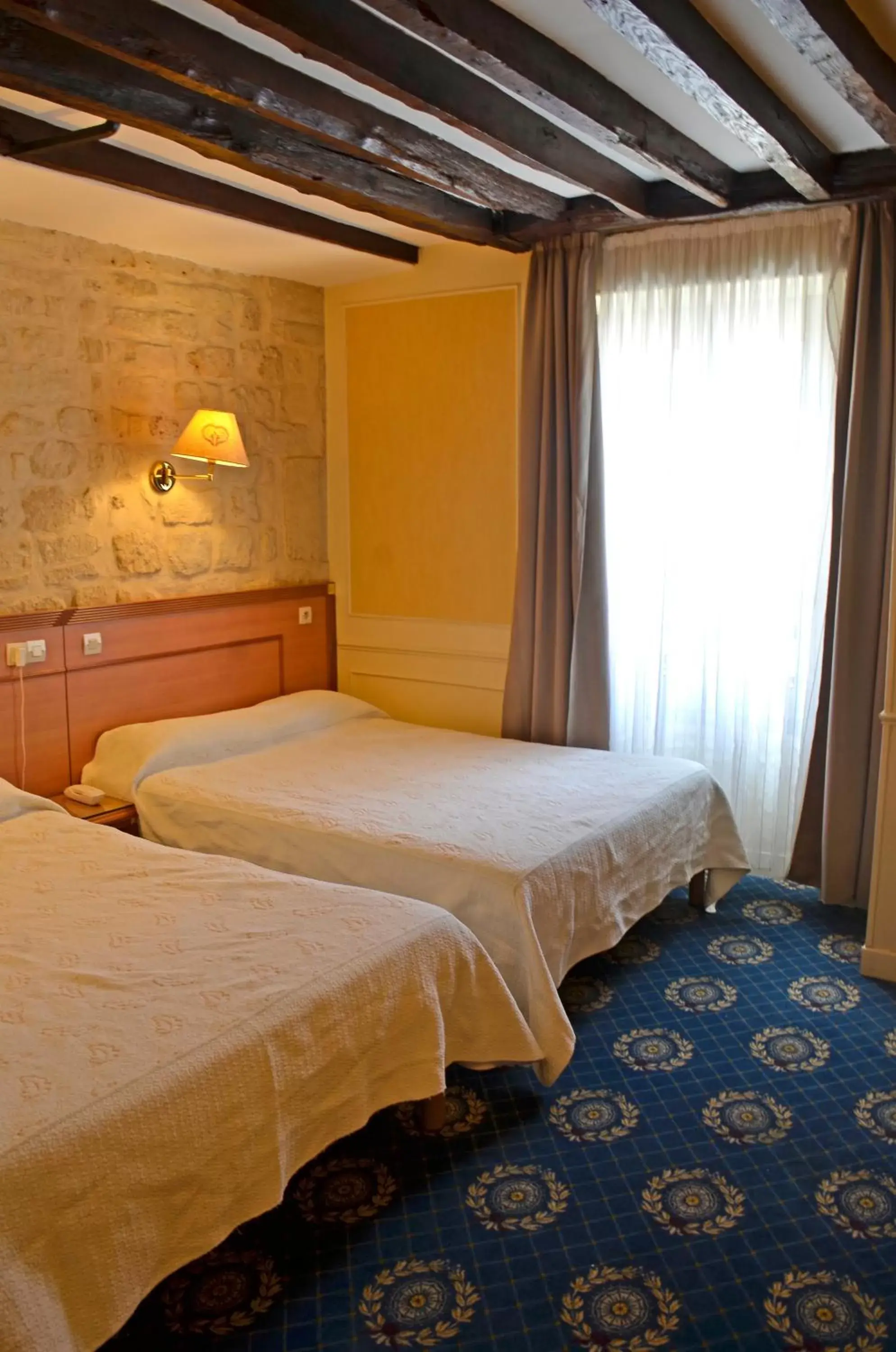 Bed in Hotel Havane