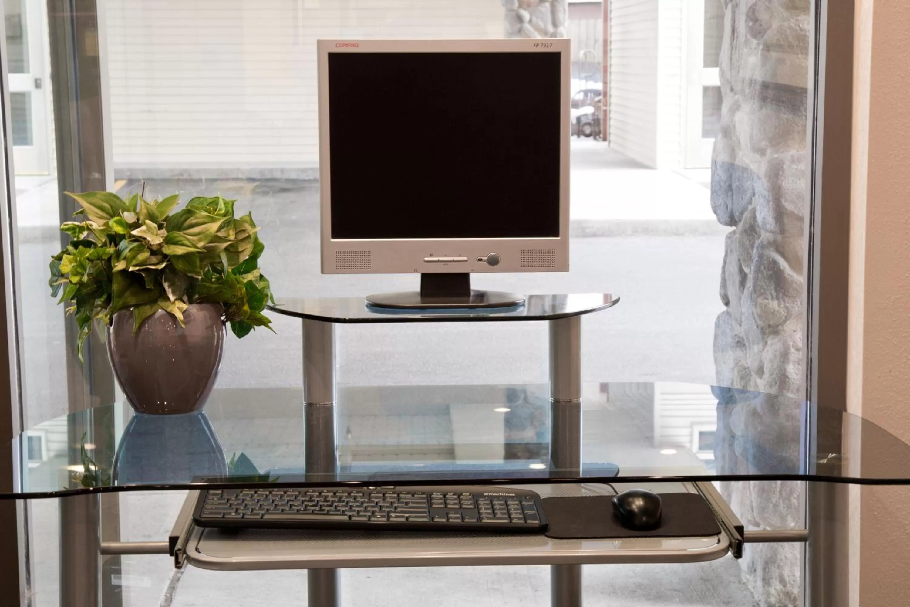 Business facilities in Cedars Inn