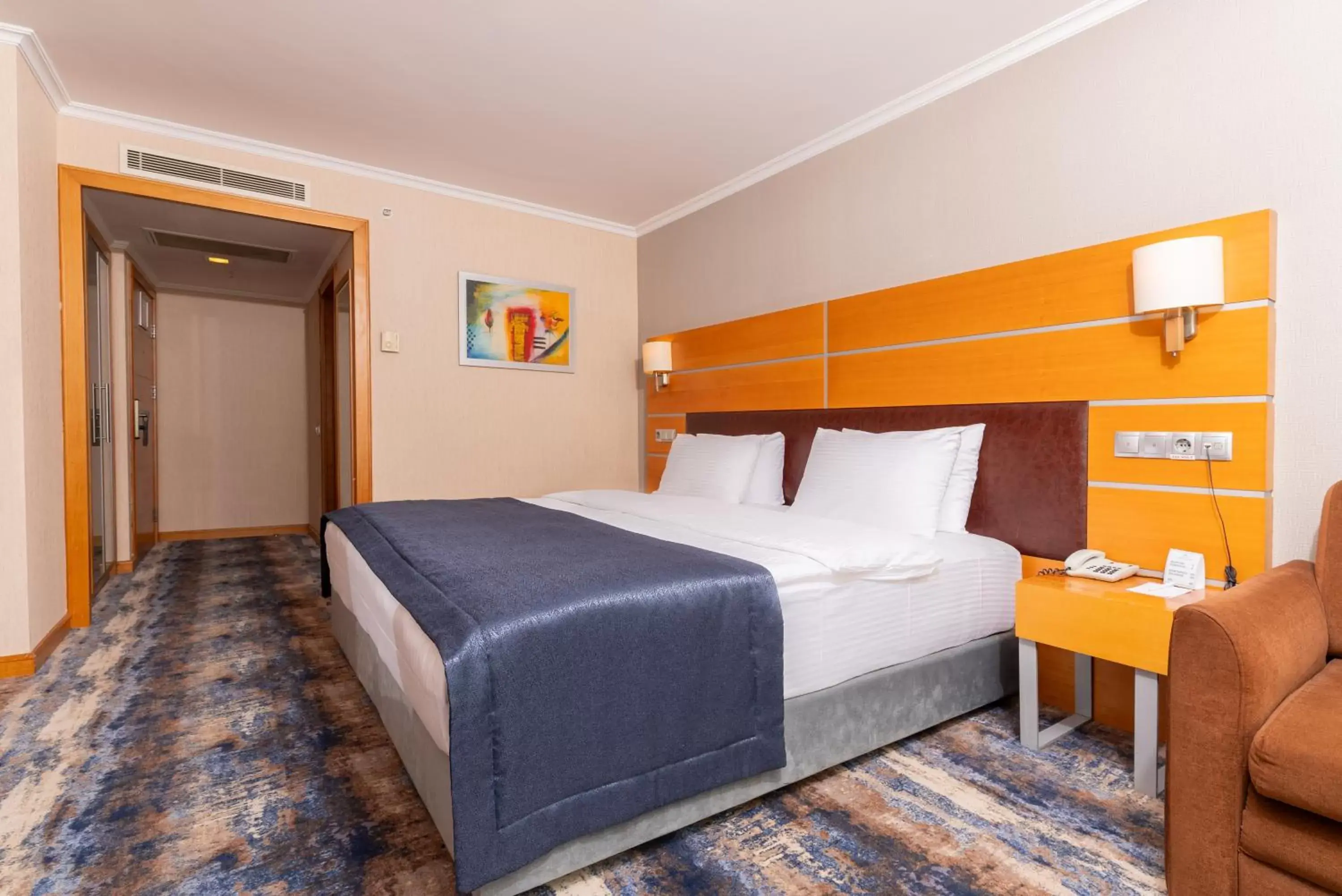 Bed in Ankara Plaza Hotel