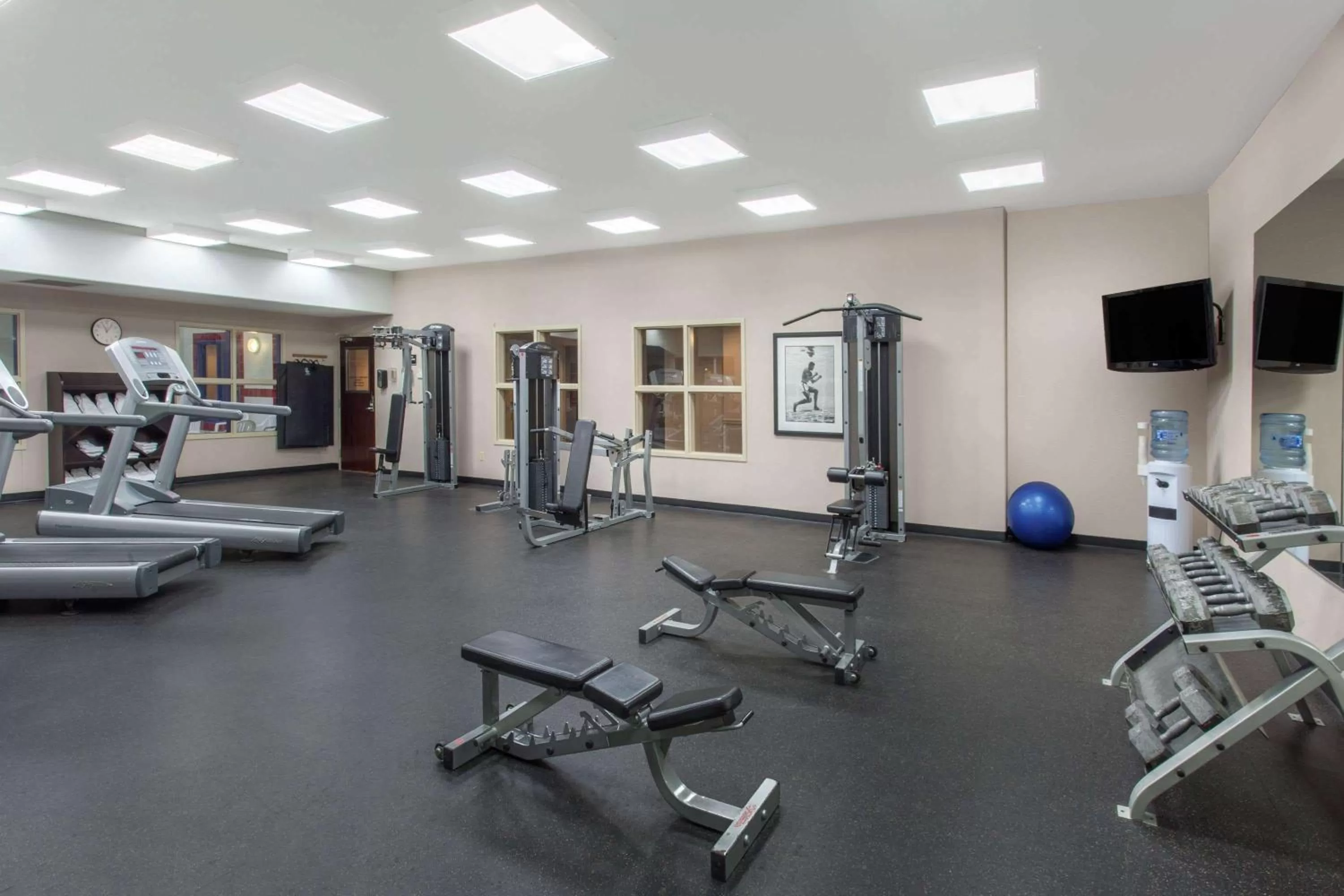 Fitness centre/facilities in Ramada by Wyndham Brooks