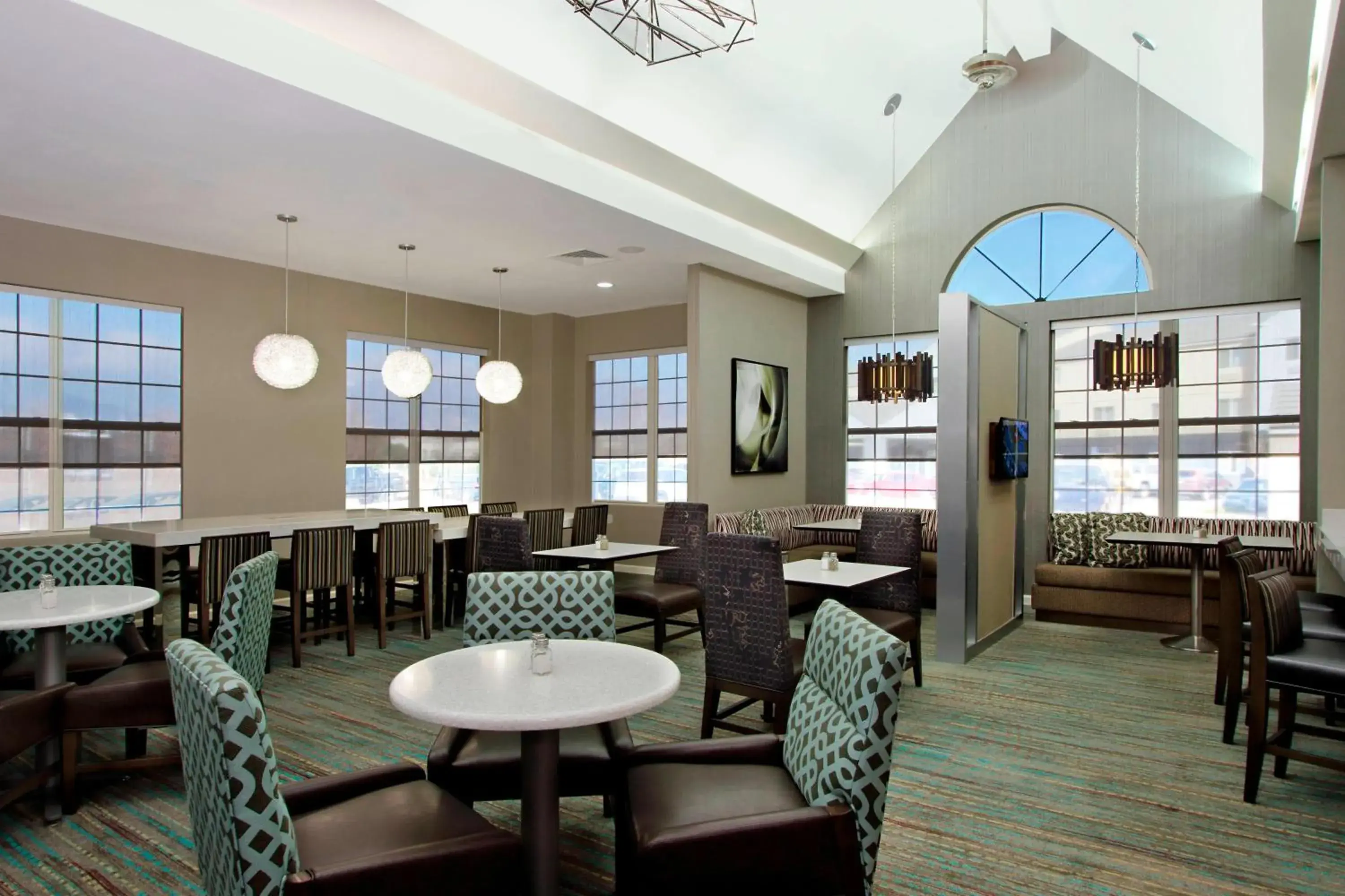 Lobby or reception, Restaurant/Places to Eat in Residence Inn Colorado Springs South