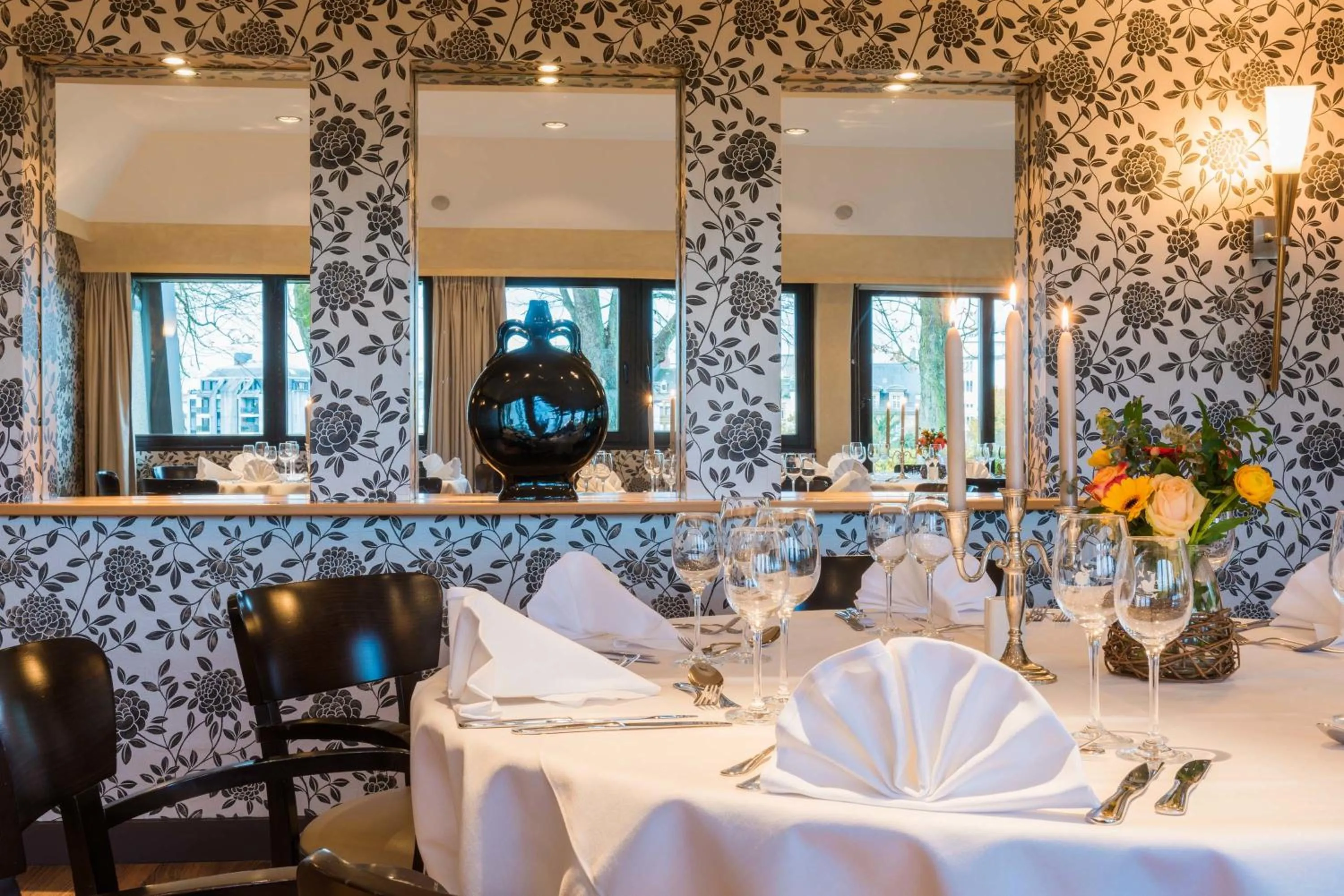 Banquet/Function facilities in Hotel Parc Plaza