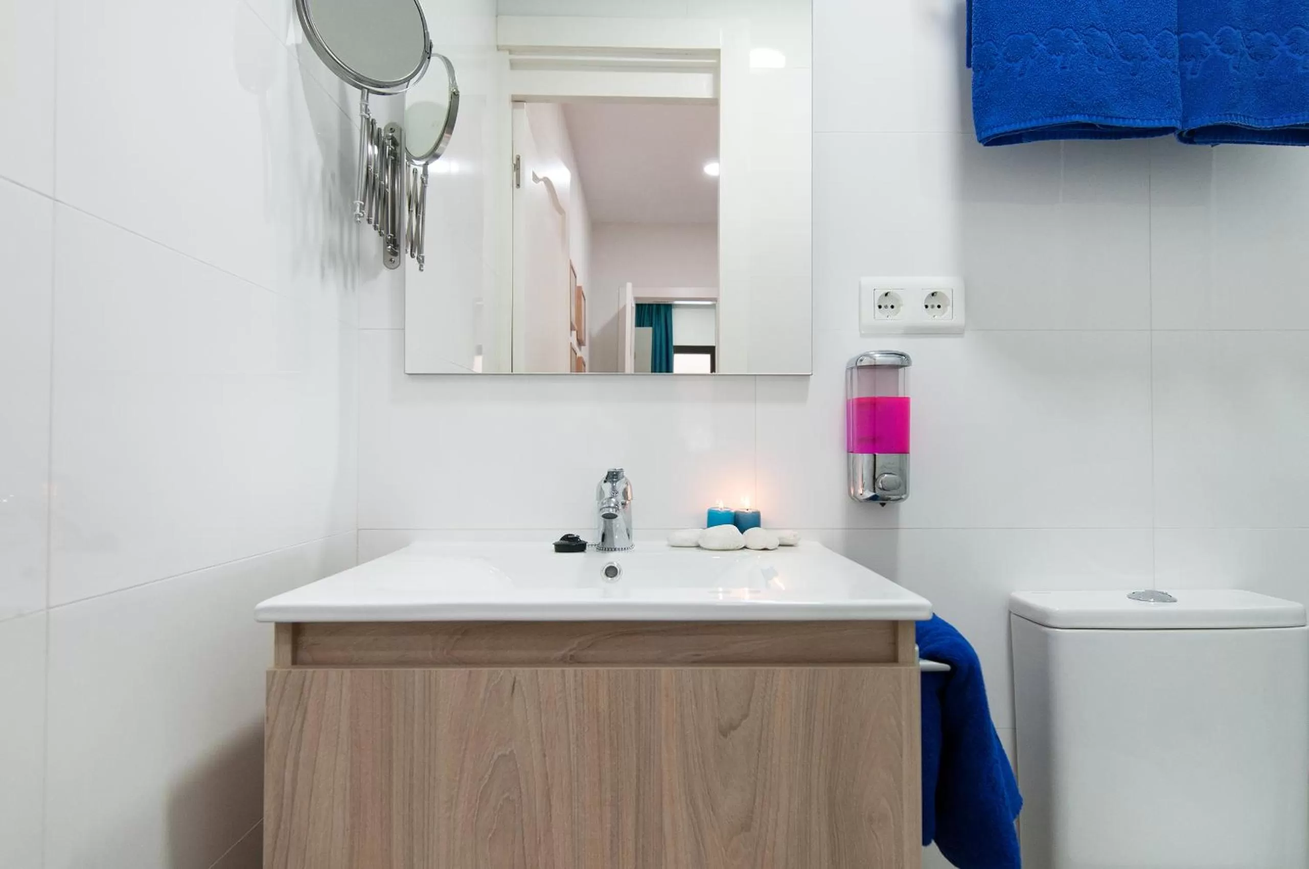 Bathroom in Hotel Apartamento Bajamar