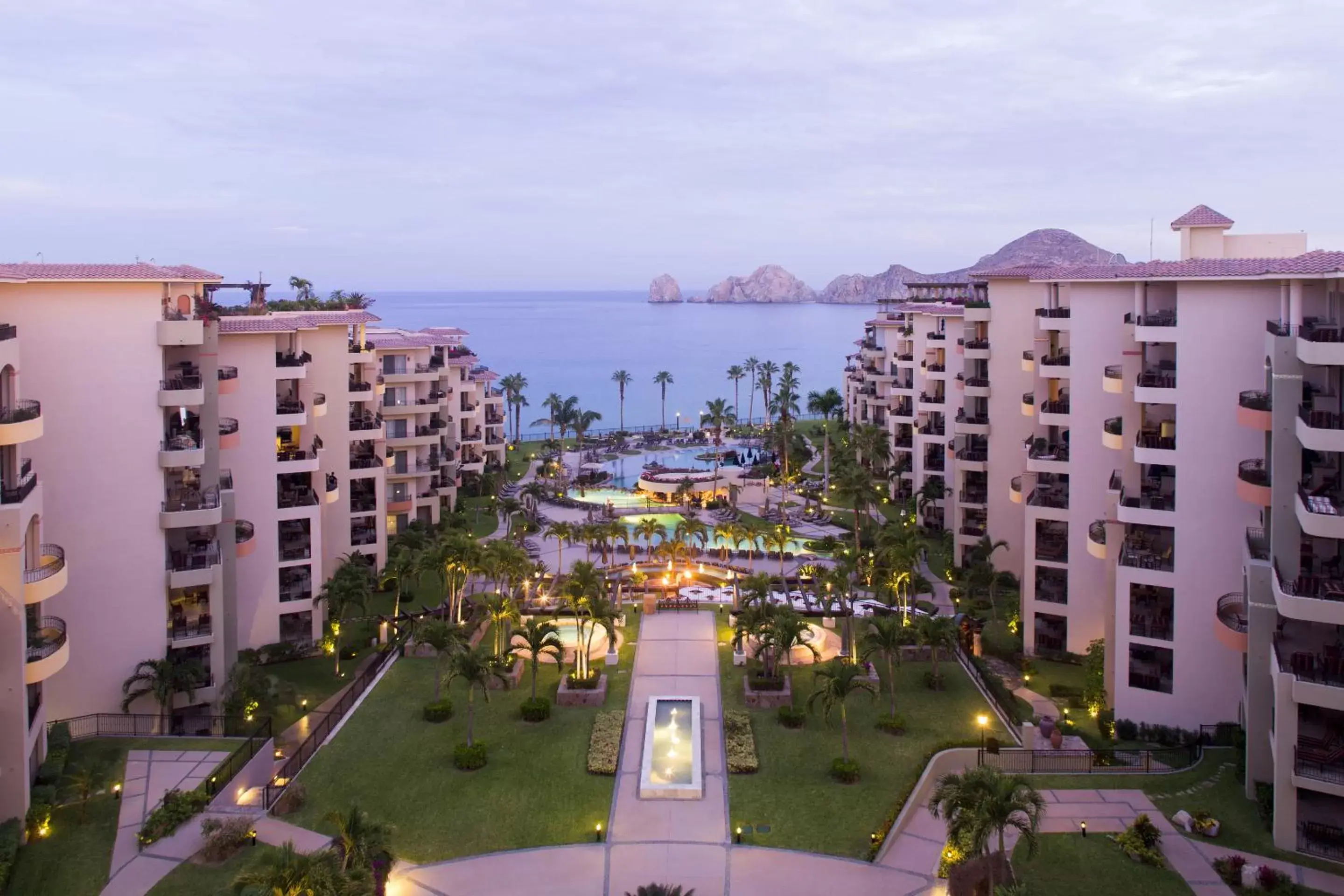 Swimming pool in Villa la Estancia Beach Resort & Spa