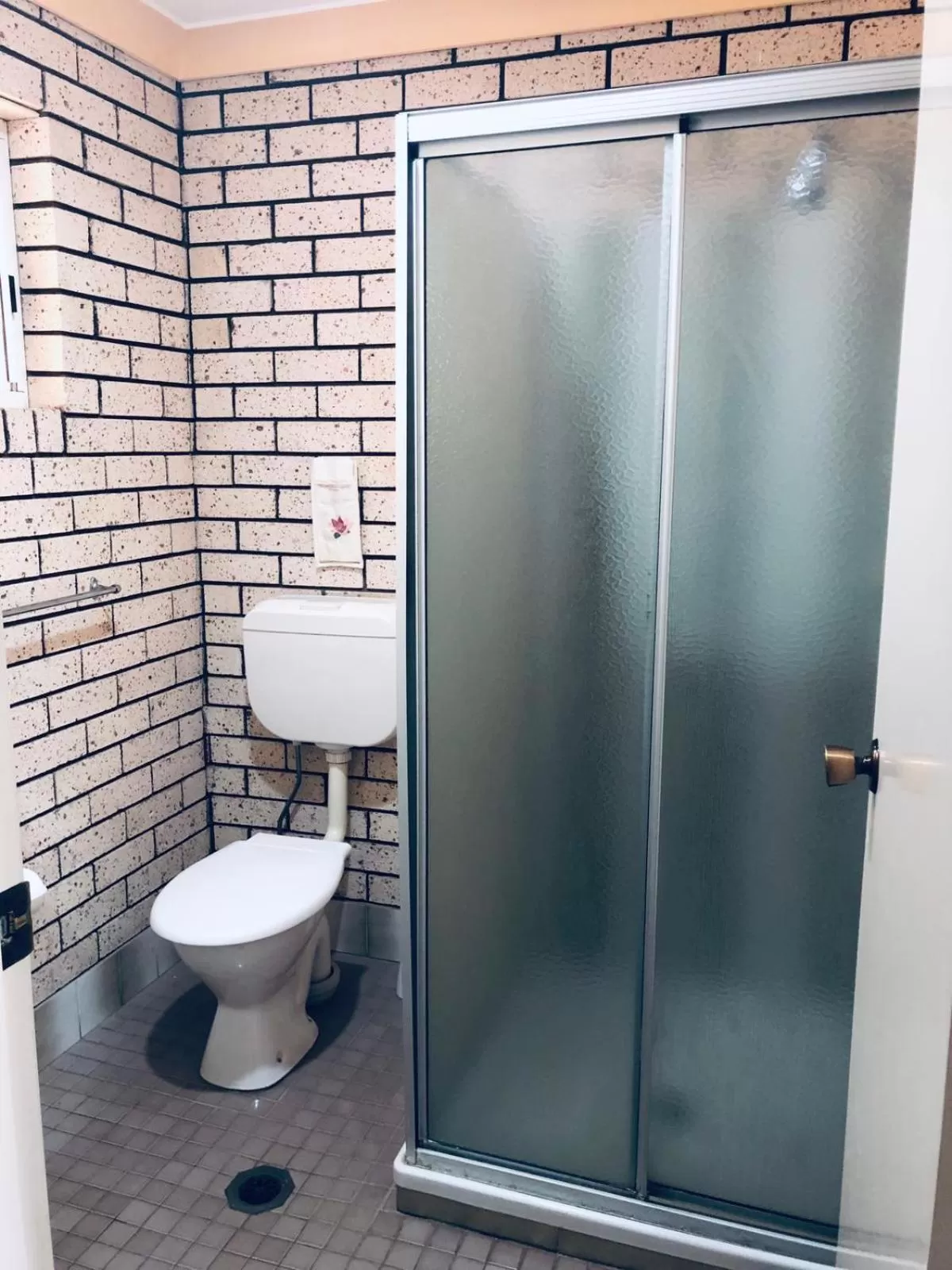 Toilet in Alfa motel