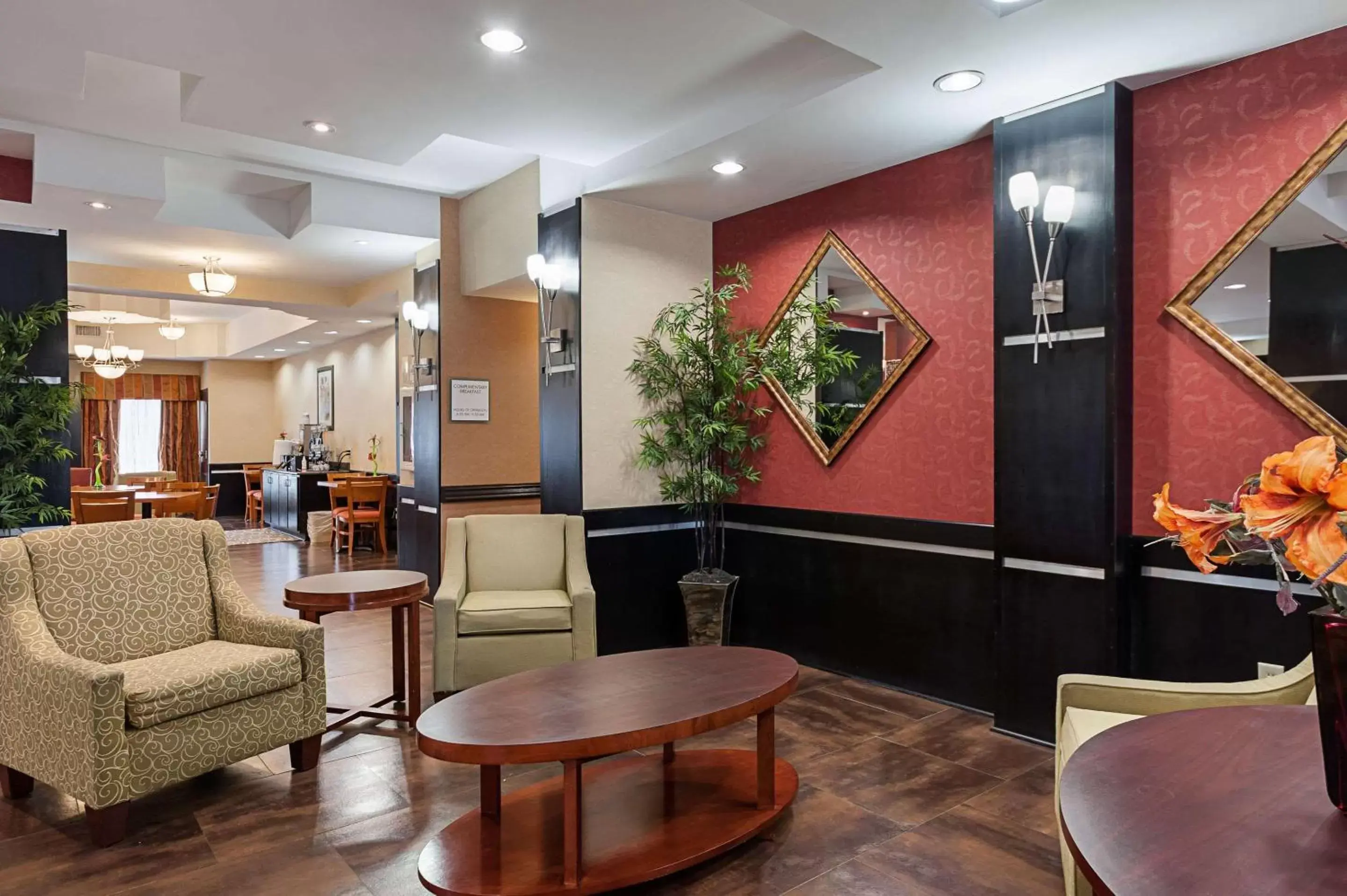 Lobby or reception, Lobby/Reception in Comfort Suites Sulphur - Lake Charles