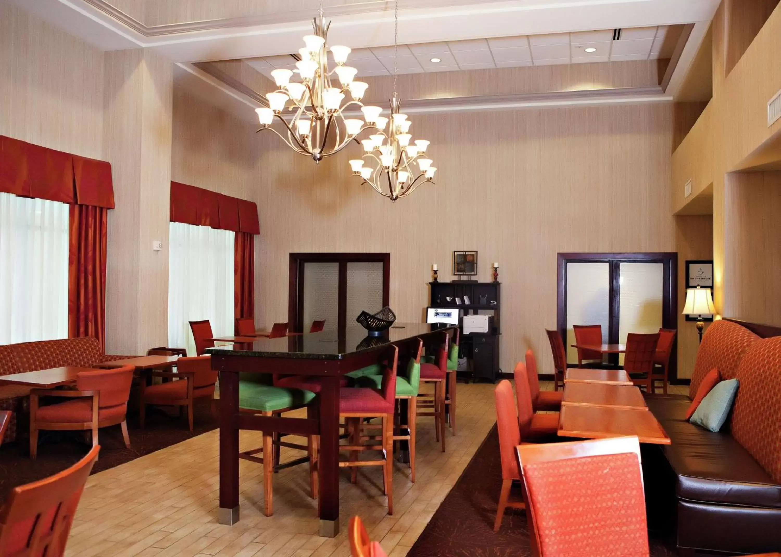 Dining area, Restaurant/Places to Eat in Hampton Inn Martin
