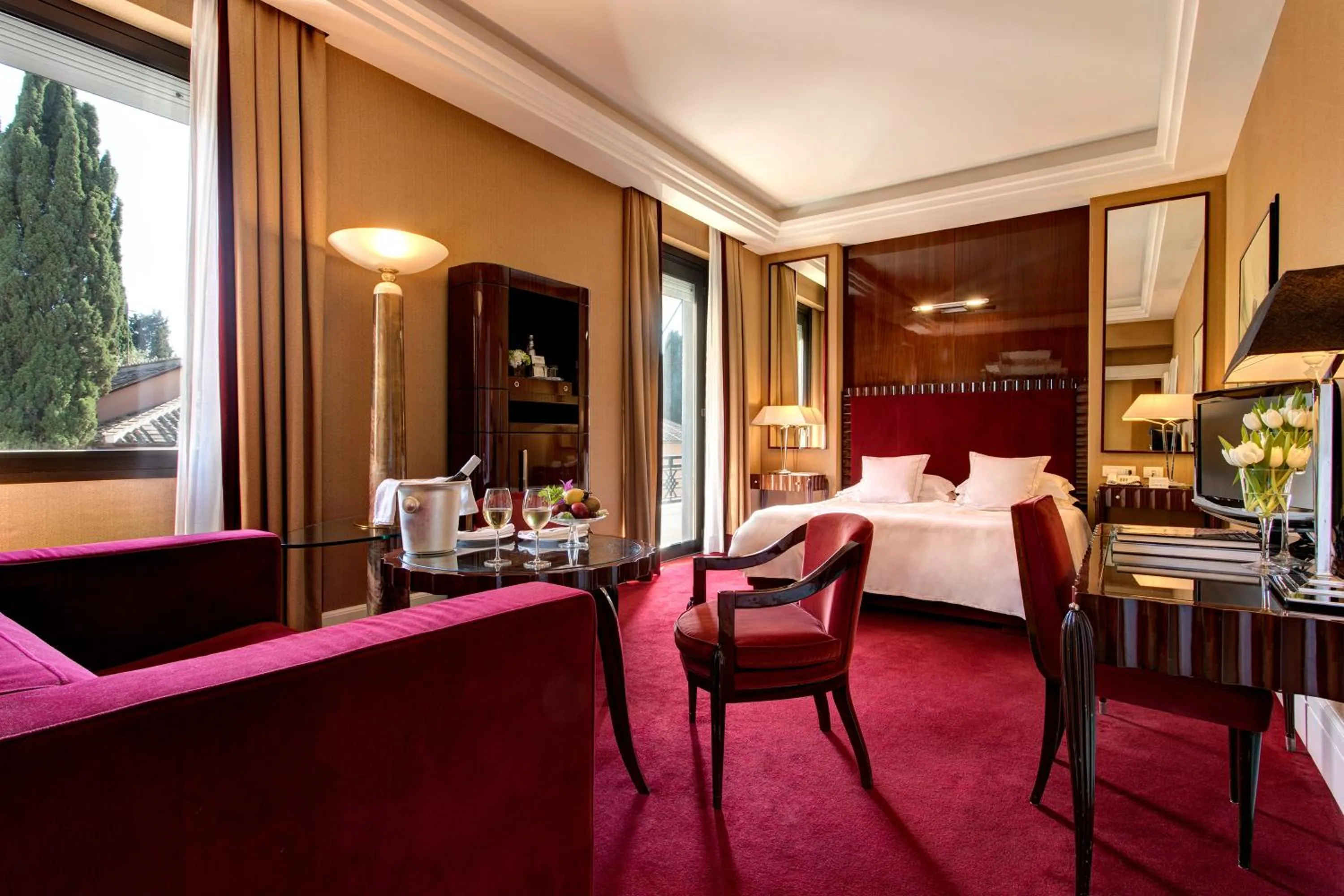 Bed in Hotel Lord Byron - Small Luxury Hotels of the World