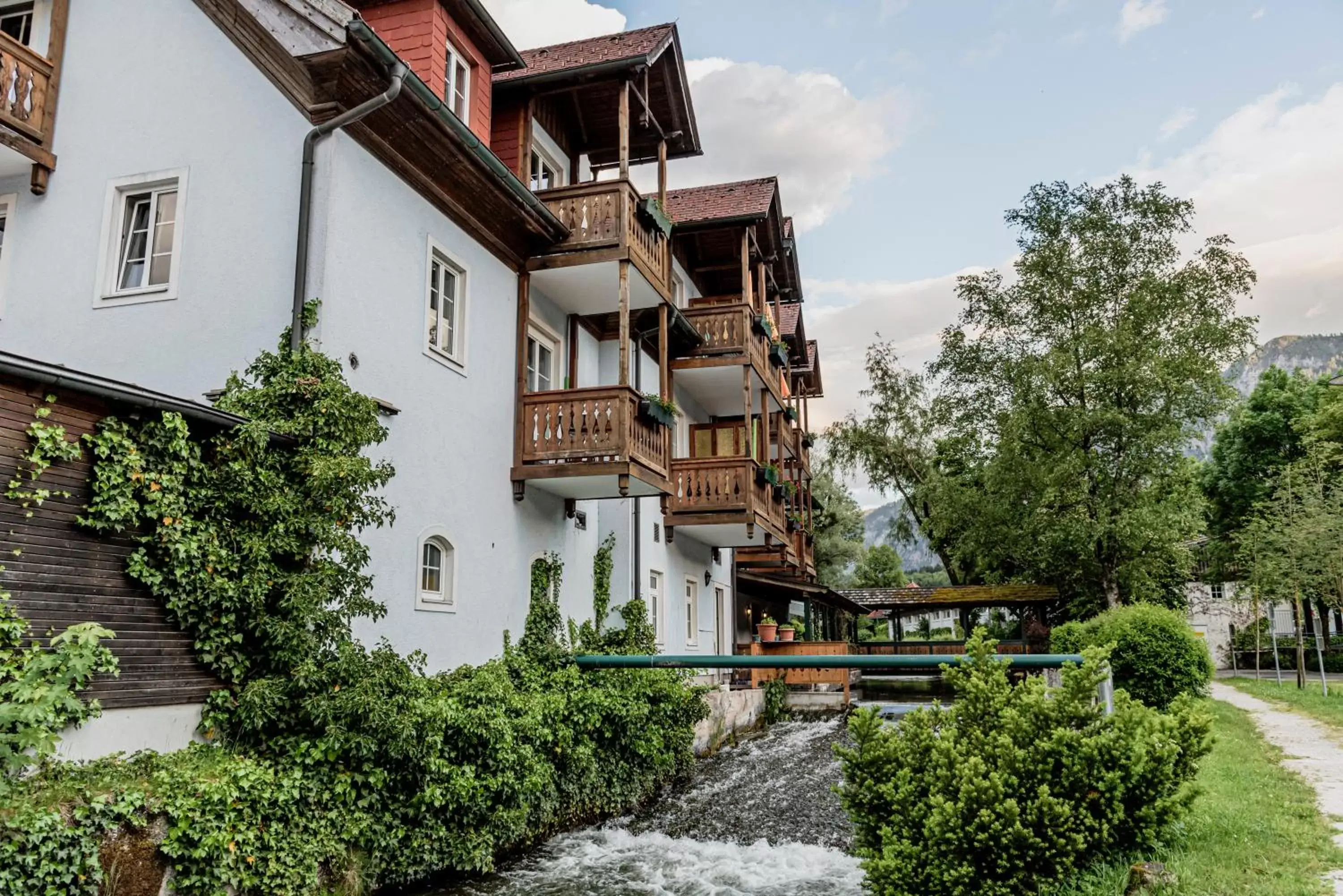 Property Building in Wohlfühlhotel Goiserer Mühle