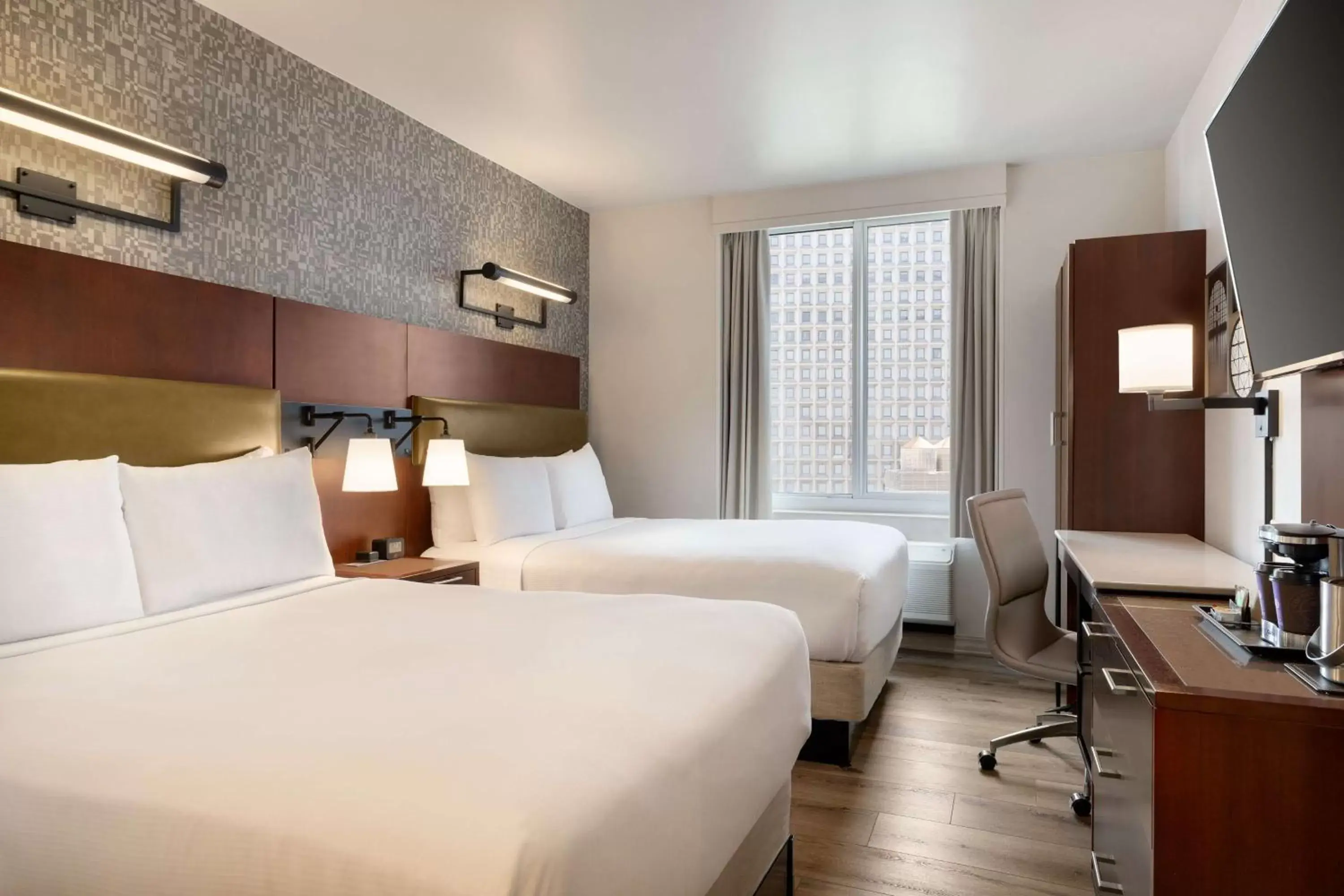 Bed in DoubleTree by Hilton New York Downtown