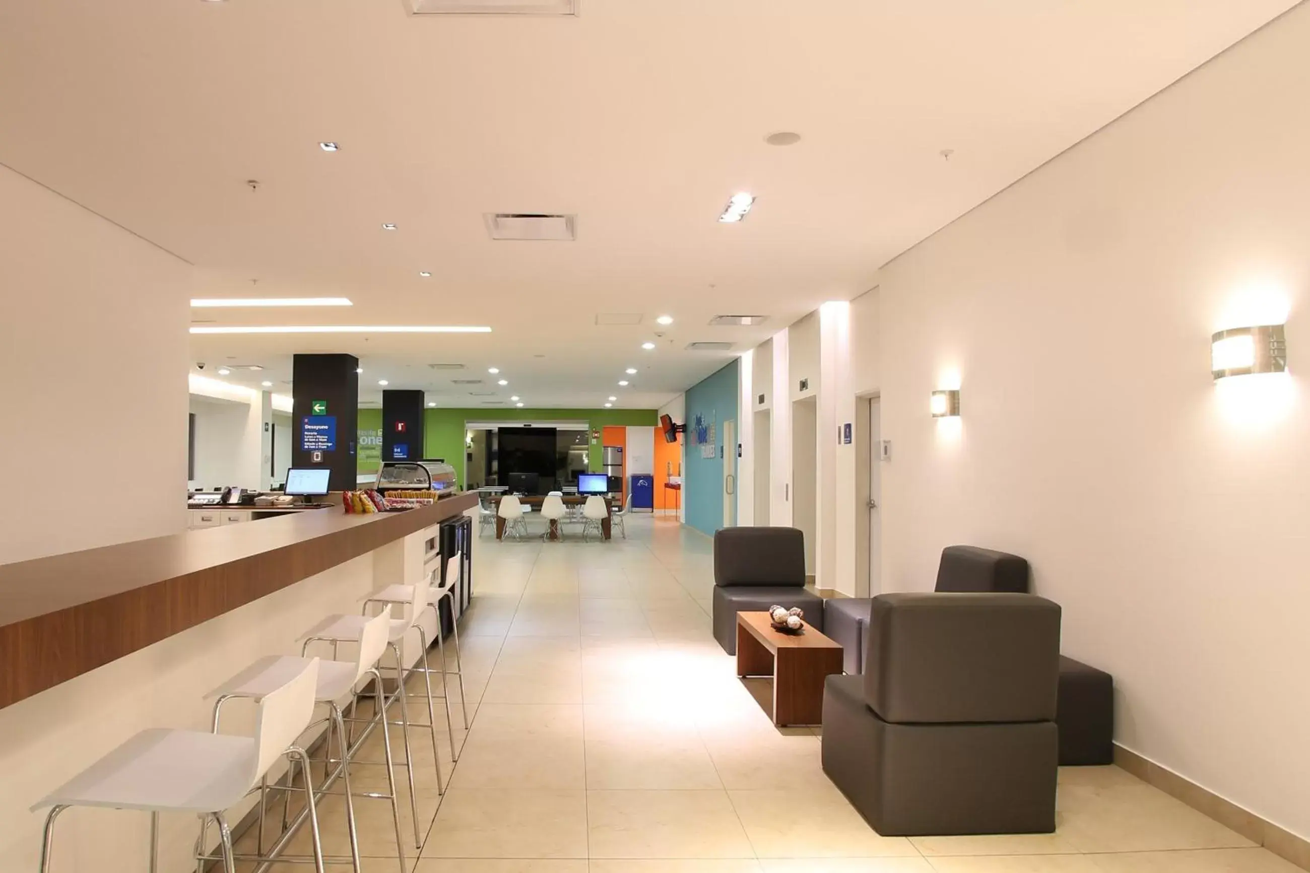 Lobby or reception, Lobby/Reception in One Cuernavaca