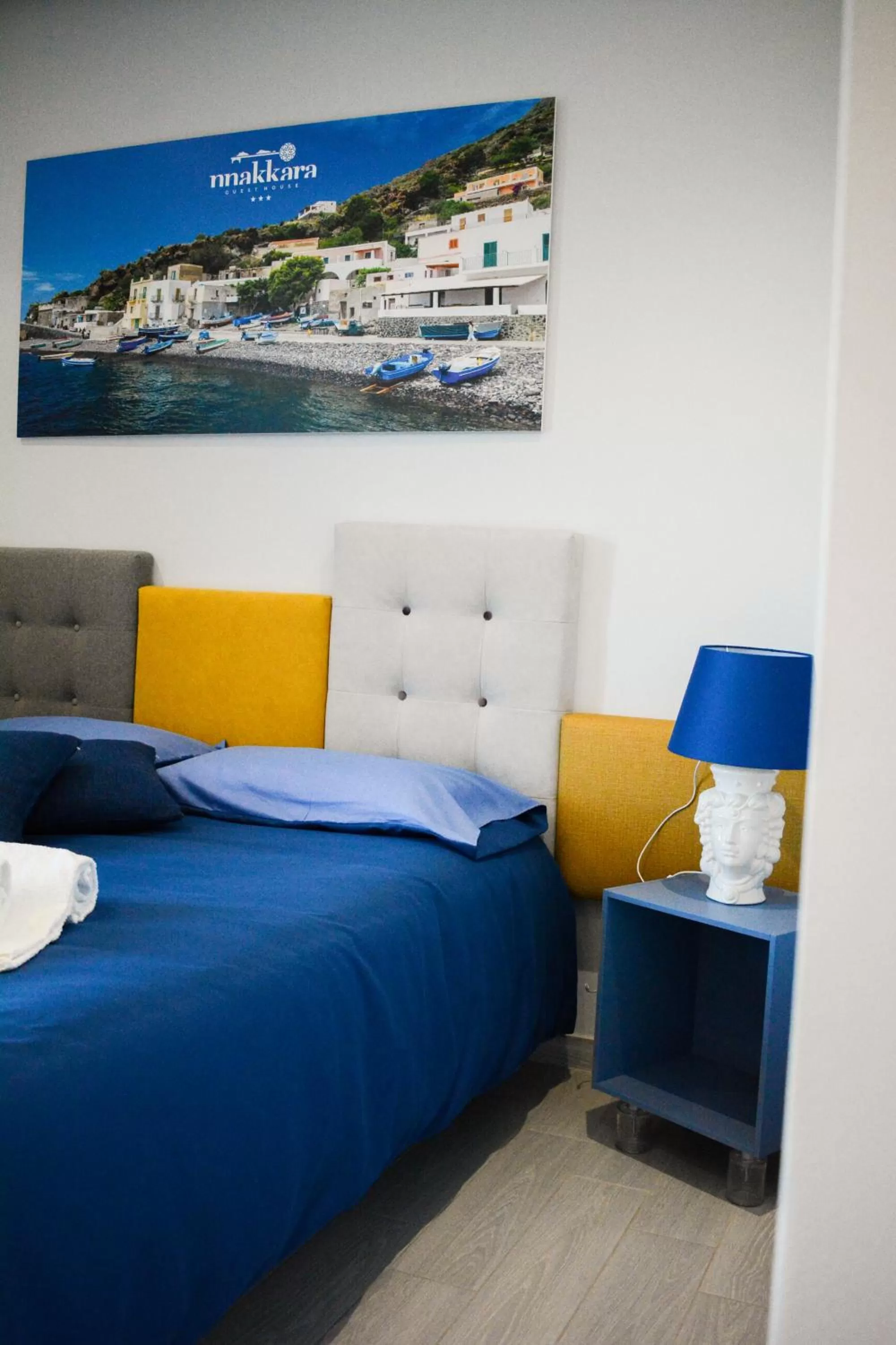 Bed in Nnakkara Guest House